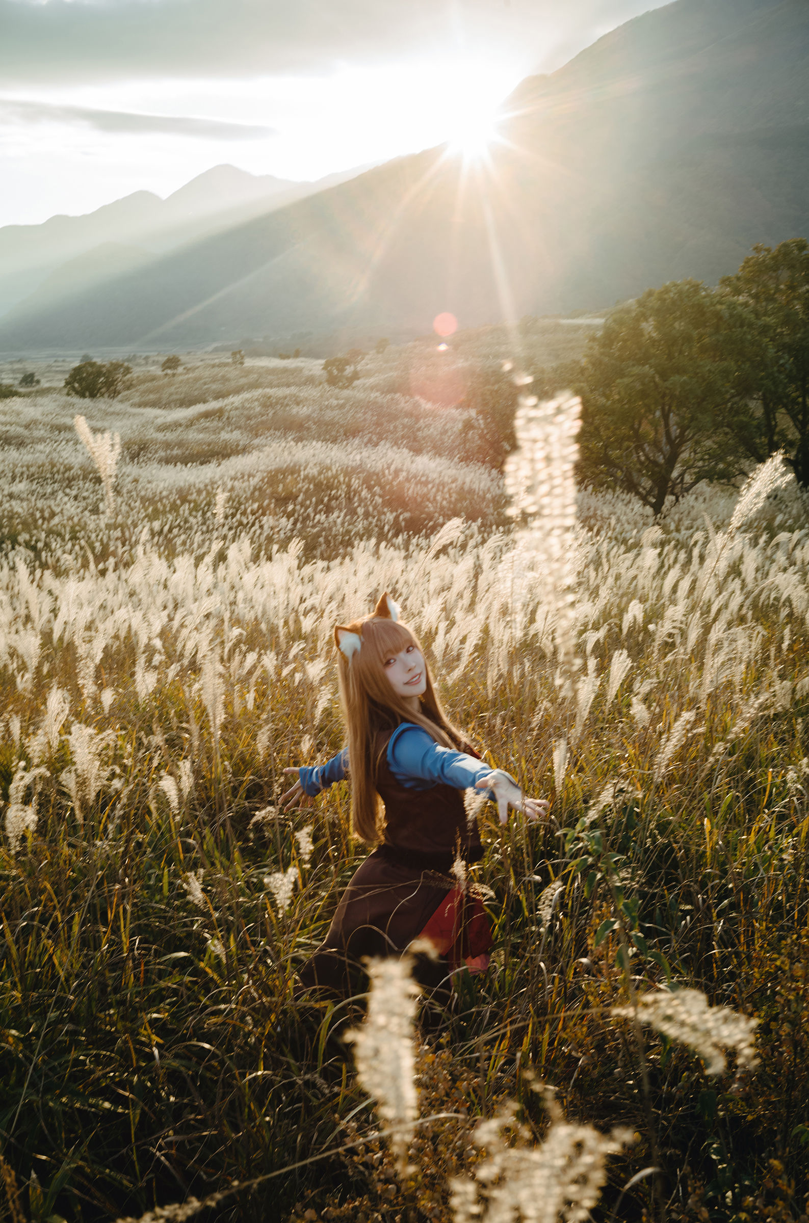 Ely_eee (ElyEE子) - Soft Glow 狼與暖陽/(52P)