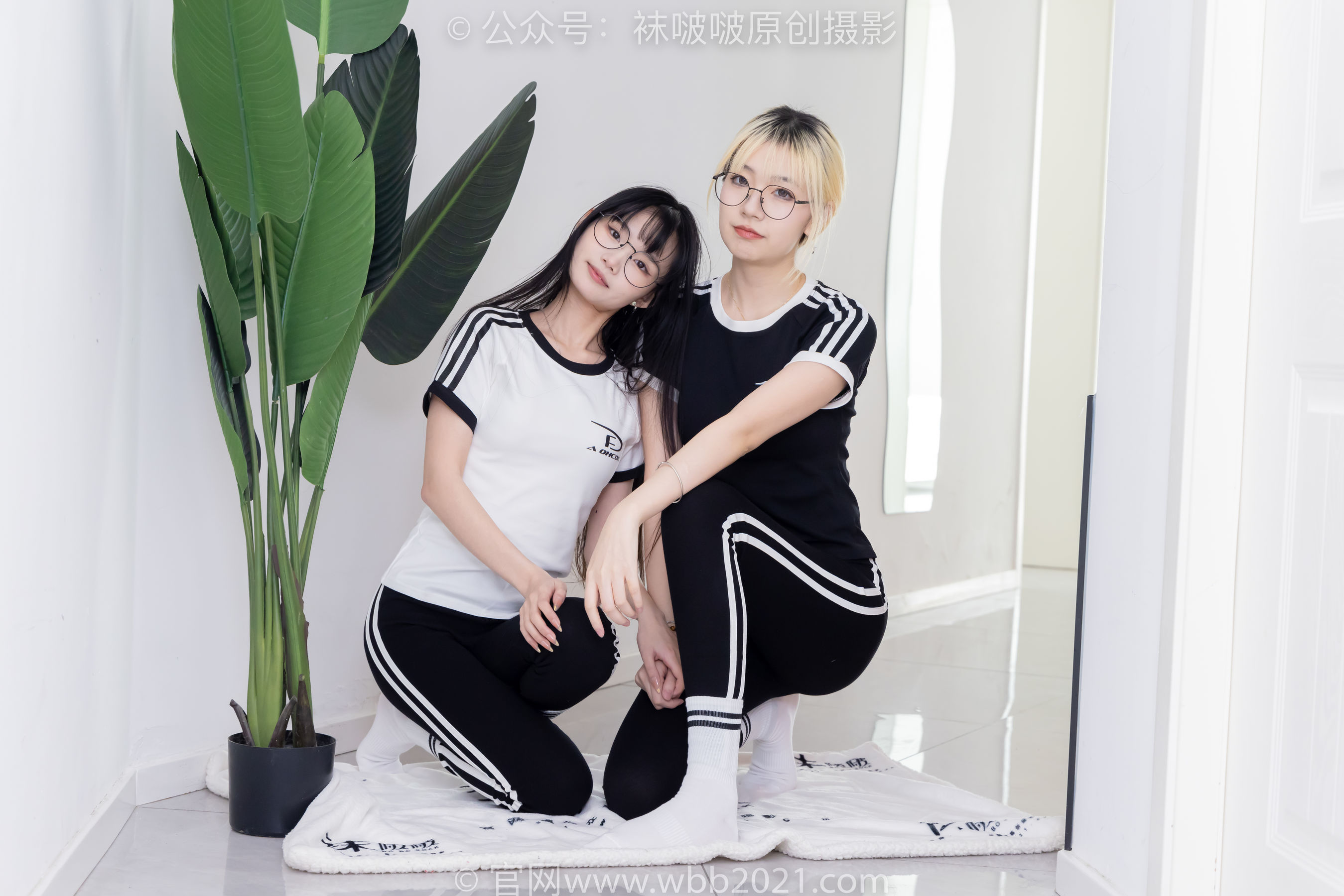 BoBoSocks袜啵啵 No.555 小甜豆&甜甜圈 - 板鞋、运动鞋、白棉袜、裸足/(154P)