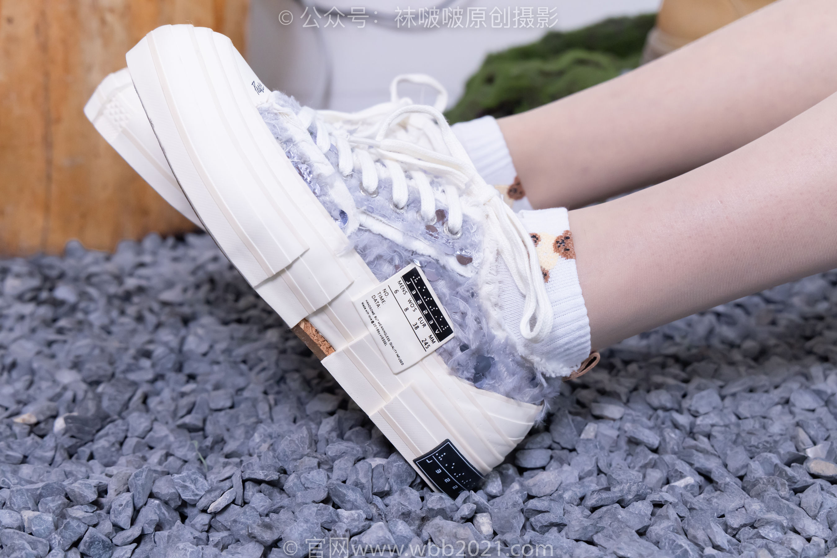 BoBoSocks袜啵啵 No.560 香菜 - 帆布鞋、短白棉袜、薄肉丝/(143P)