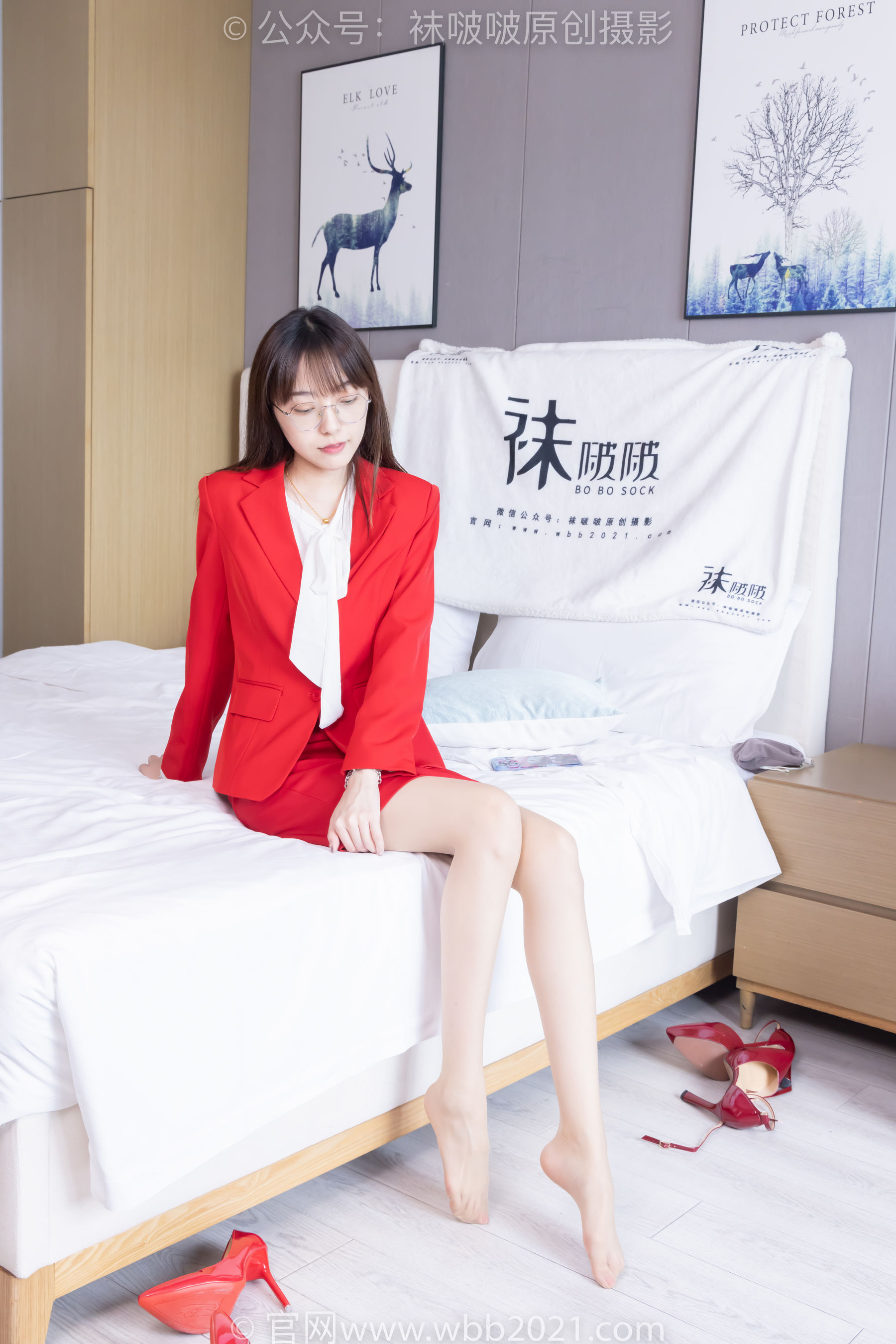 BoBoSocks袜啵啵 No.557 稚予 - 西服、两双高跟鞋、薄肉丝/(145P)