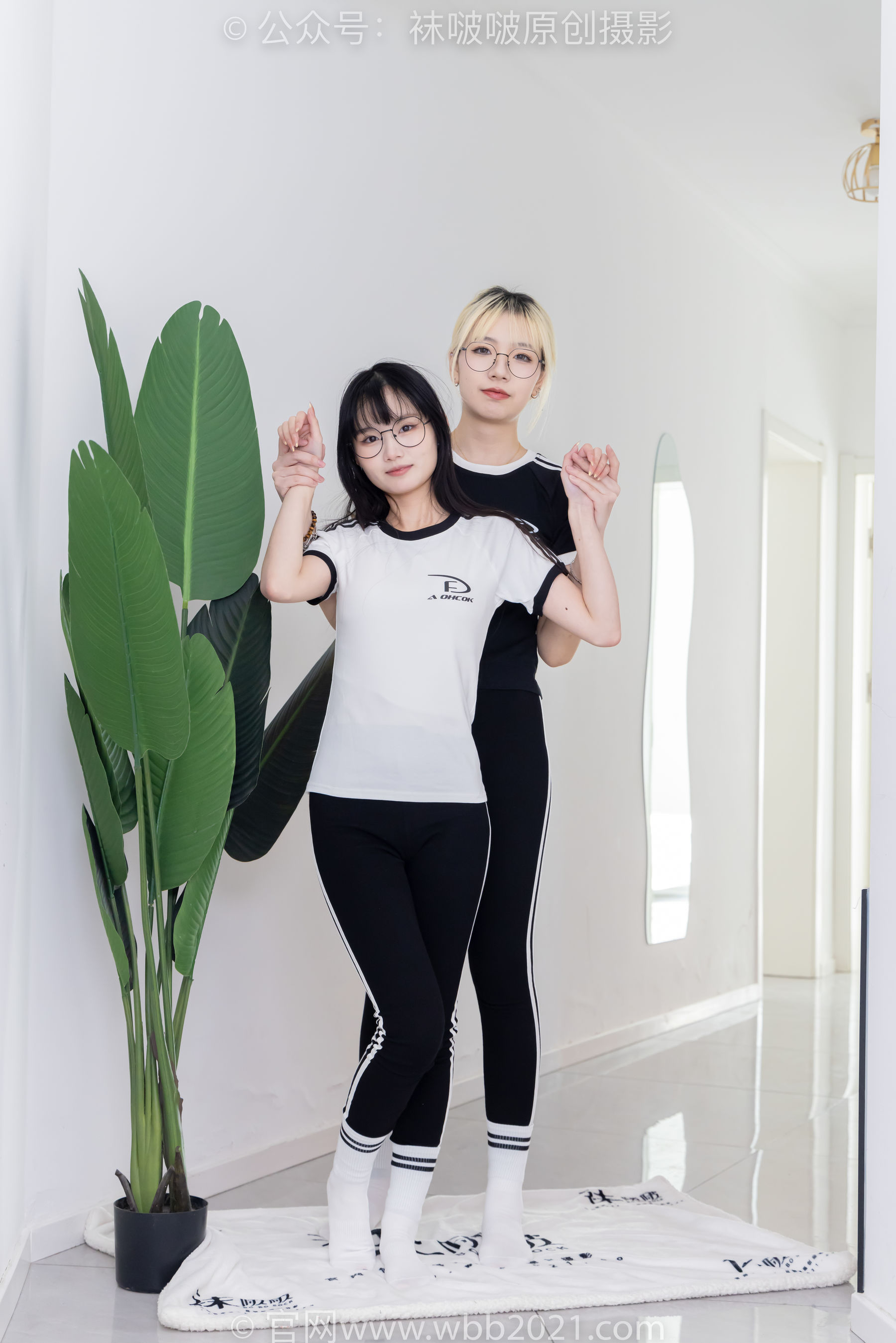 BoBoSocks袜啵啵 No.555 小甜豆&甜甜圈 - 板鞋、运动鞋、白棉袜、裸足/(154P)