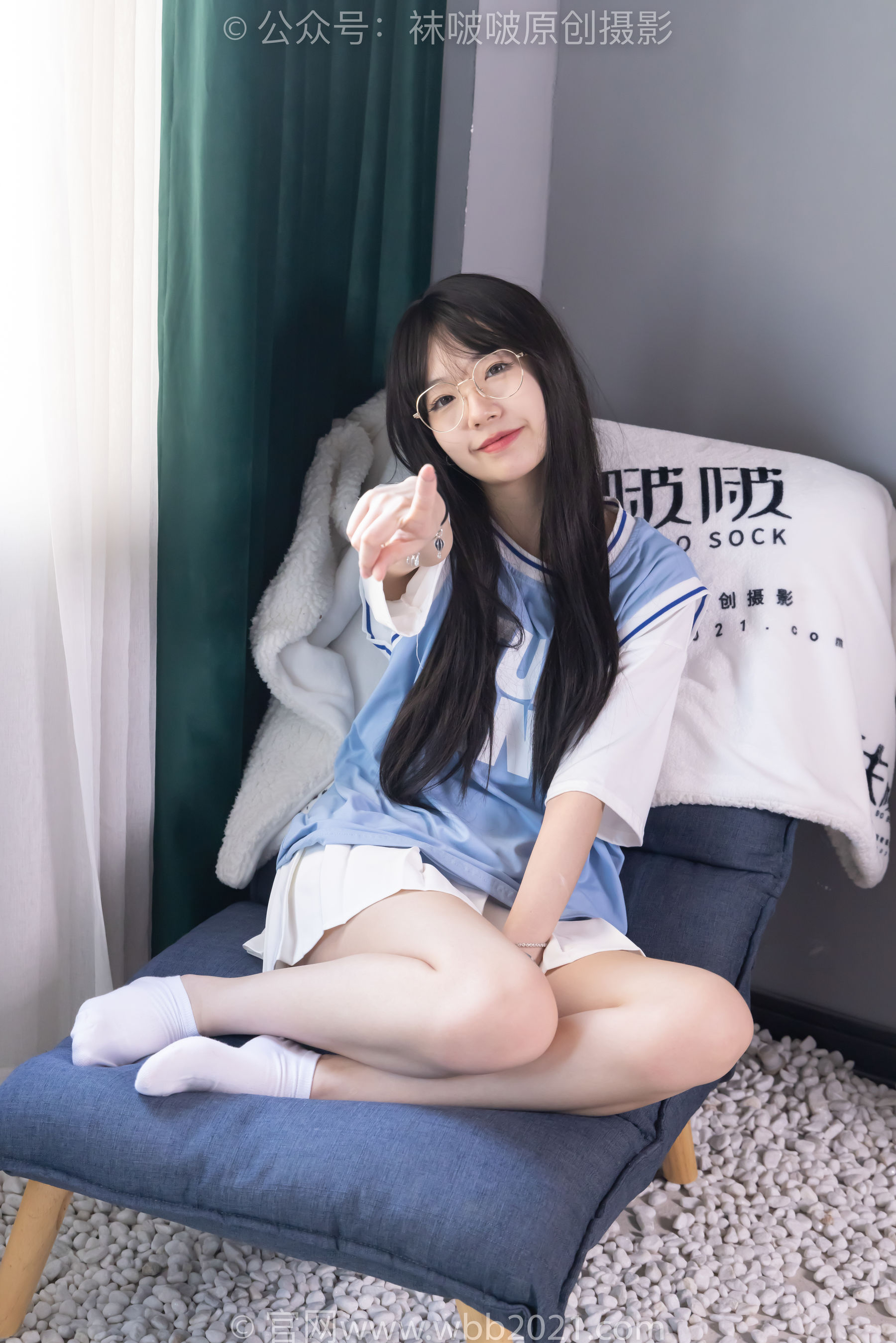 BoBoSocks袜啵啵 No.561 小甜豆 - 板鞋、短白棉袜、裸足/(155P)