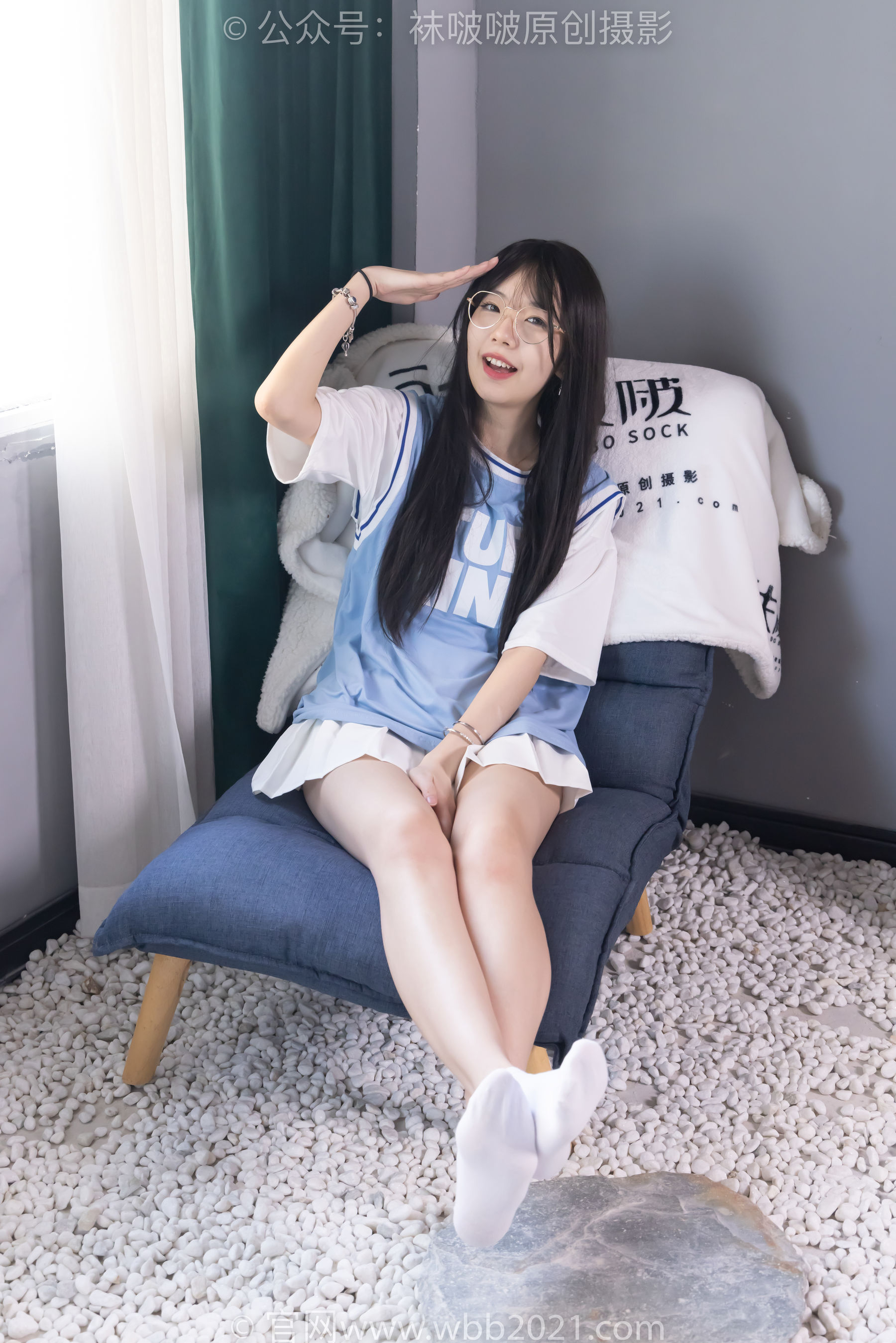 BoBoSocks袜啵啵 No.561 小甜豆 - 板鞋、短白棉袜、裸足/(155P)