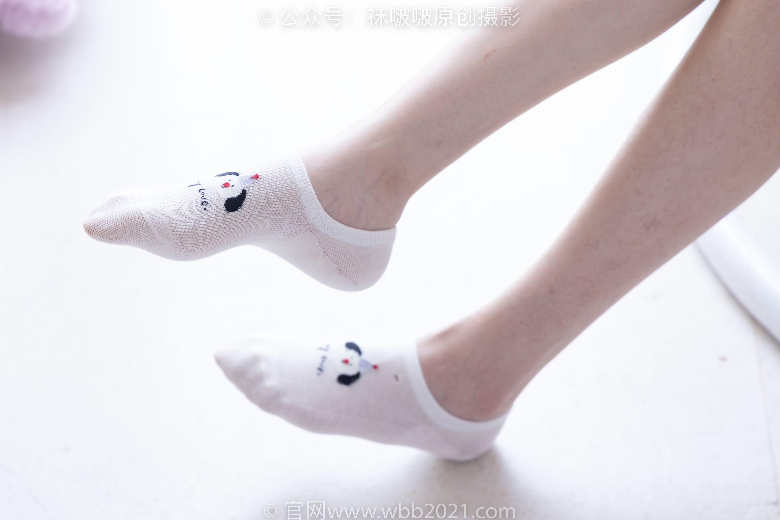 BoBoSocks袜啵啵 No.553 香菜 - 板鞋、短白棉袜、裸足/(152P)
