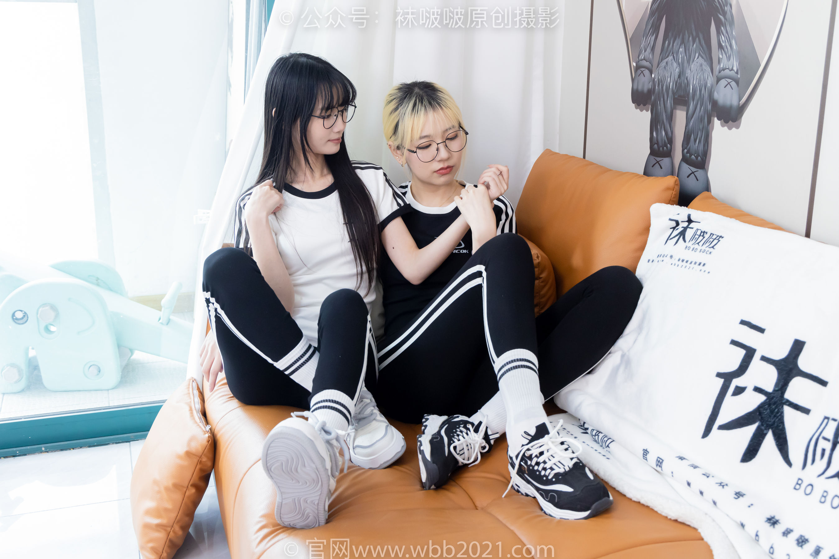 BoBoSocks袜啵啵 No.555 小甜豆&甜甜圈 - 板鞋、运动鞋、白棉袜、裸足/(154P)