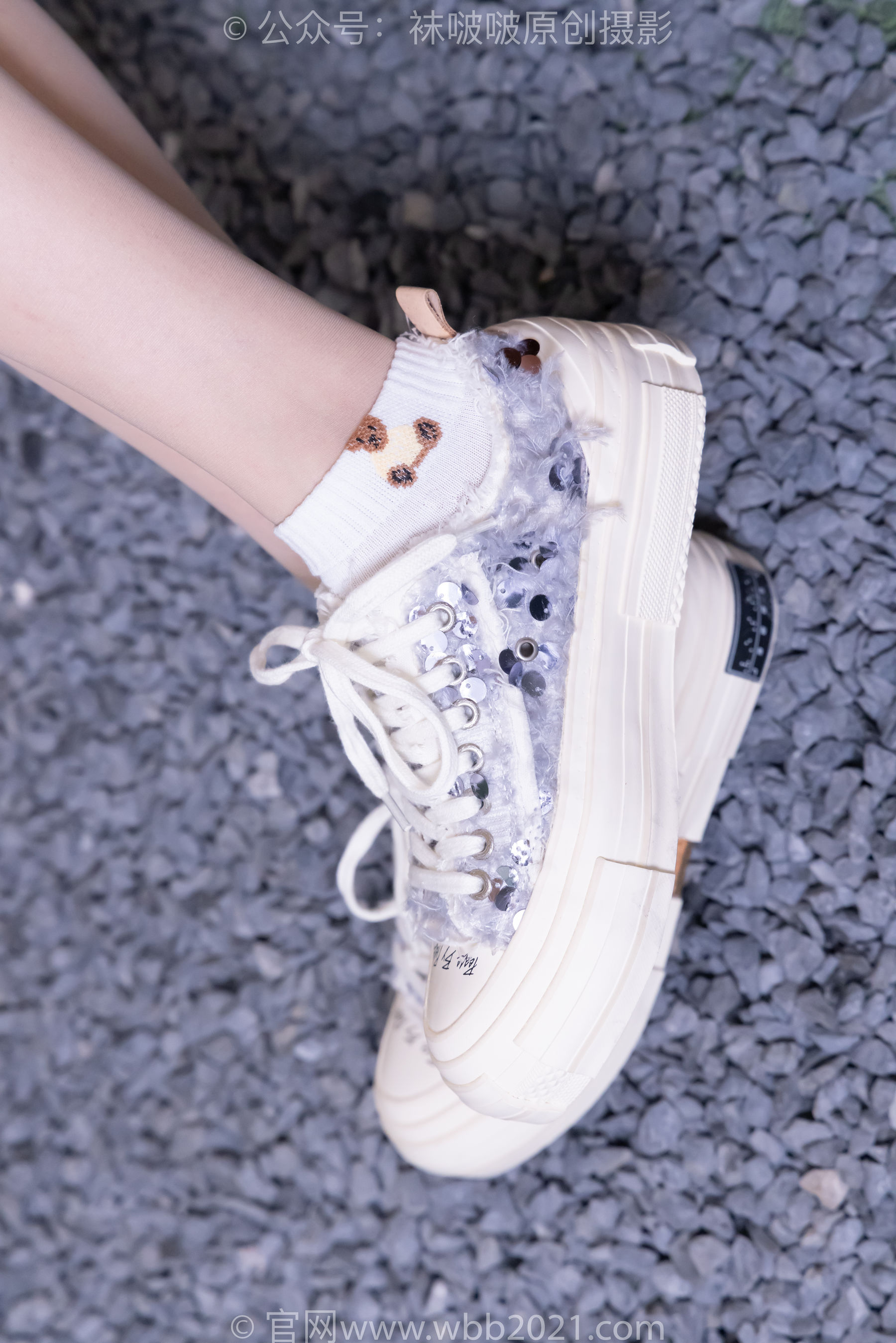 BoBoSocks袜啵啵 No.560 香菜 - 帆布鞋、短白棉袜、薄肉丝/(143P)