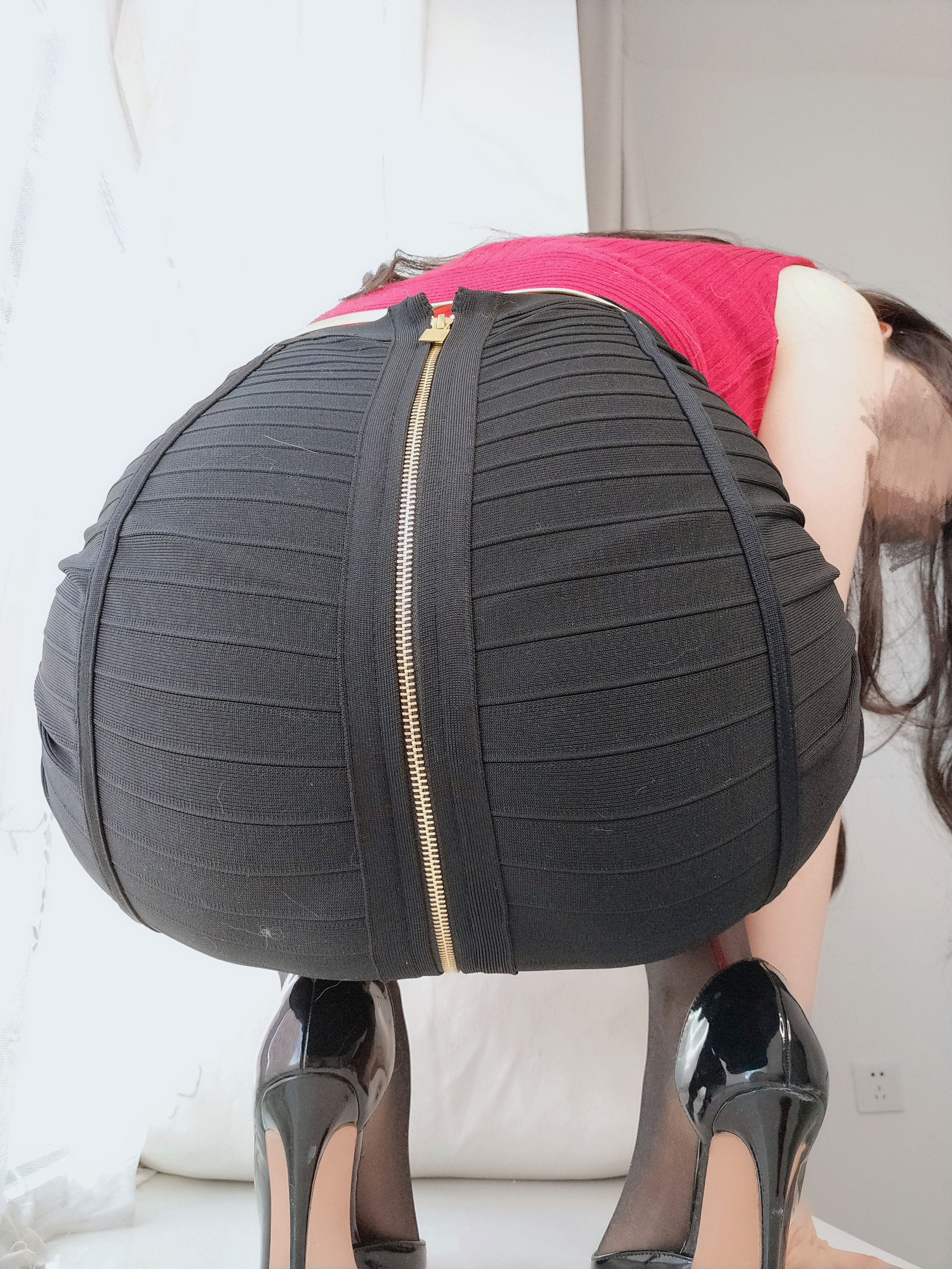 Coser小姐姐白银 [fantia] 2024年08月会员合集/(96P)