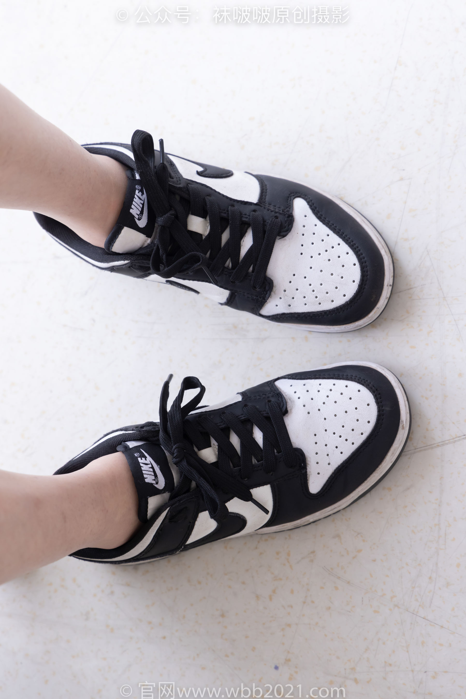 BoBoSocks袜啵啵 No.553 香菜 - 板鞋、短白棉袜、裸足/(152P)