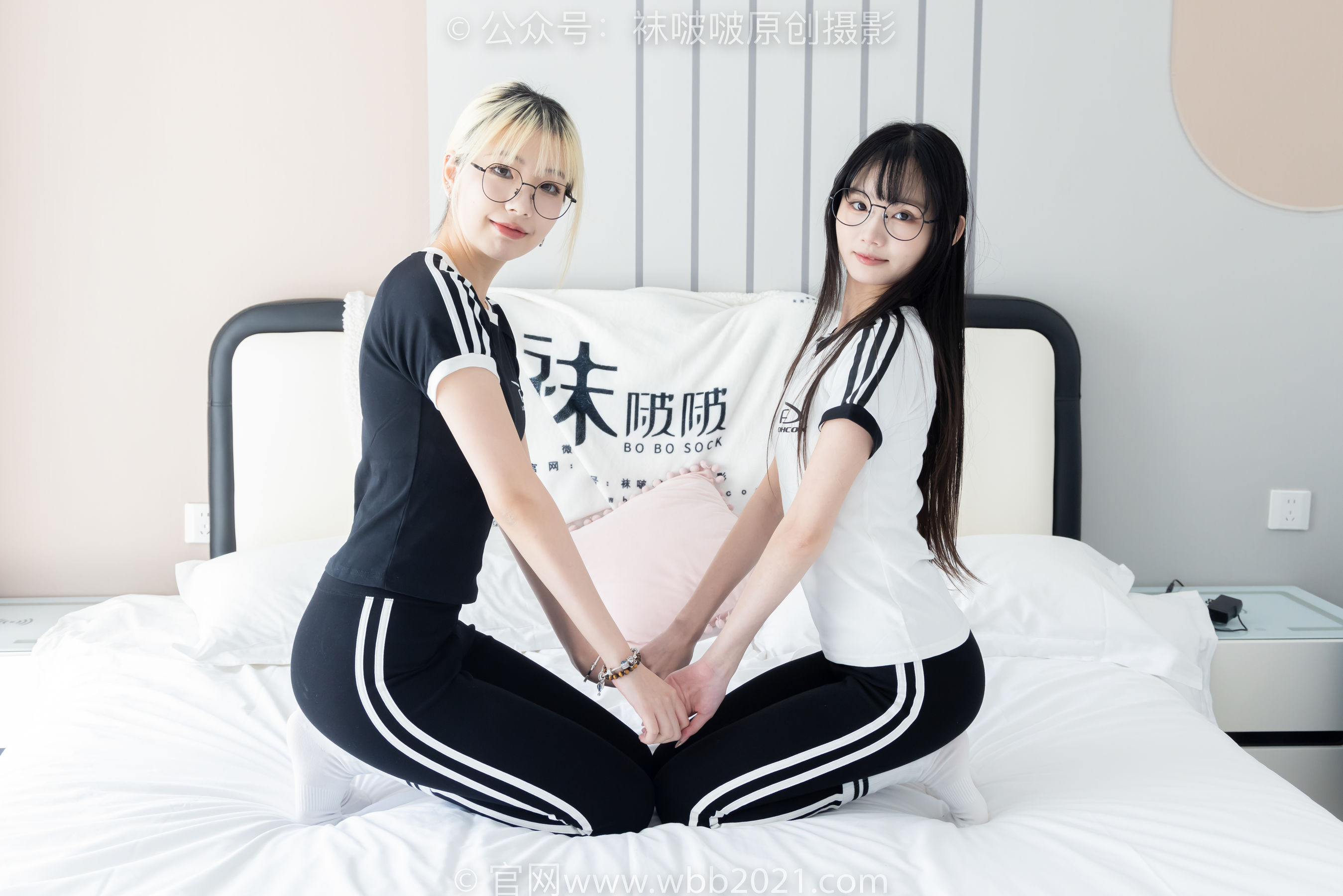 BoBoSocks袜啵啵 No.555 小甜豆&甜甜圈 - 板鞋、运动鞋、白棉袜、裸足/(154P)