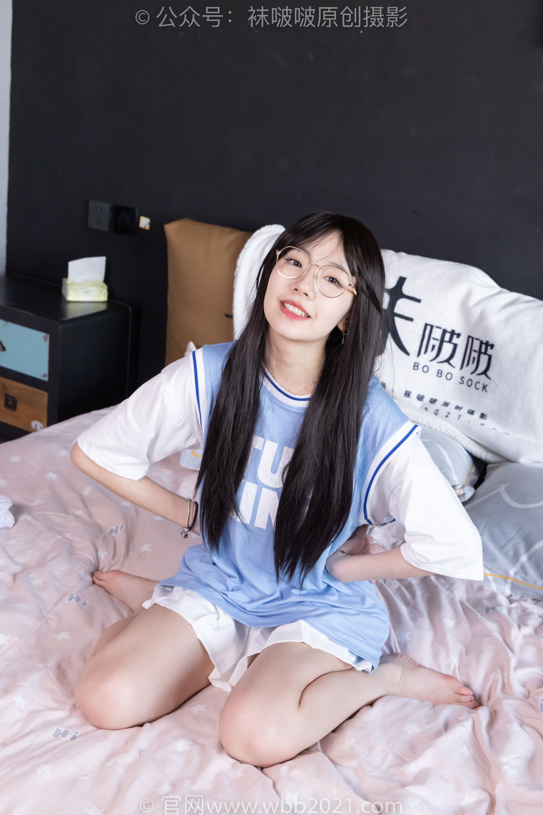 BoBoSocks袜啵啵 No.561 小甜豆 - 板鞋、短白棉袜、裸足/(155P)