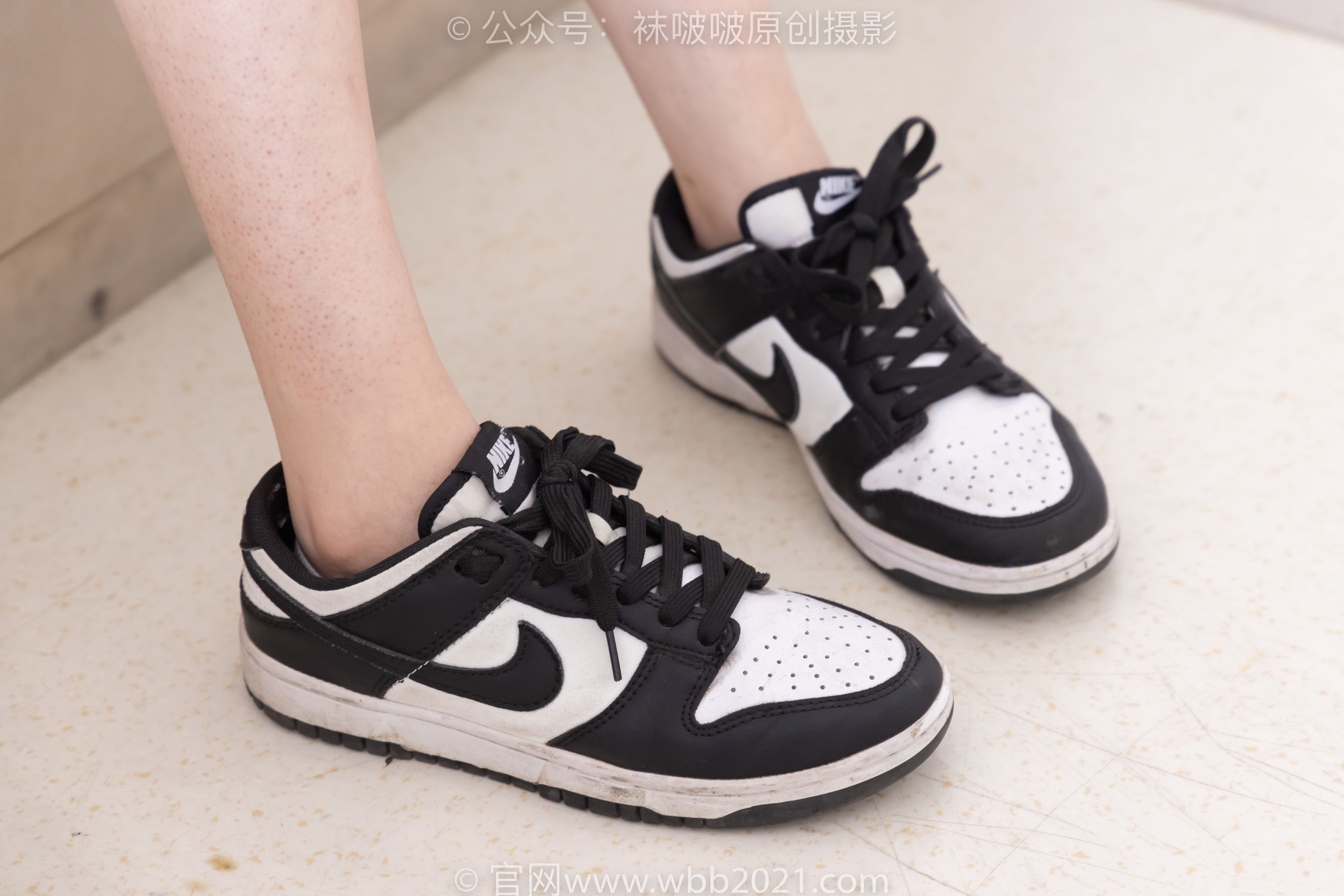 BoBoSocks袜啵啵 No.553 香菜 - 板鞋、短白棉袜、裸足/(152P)