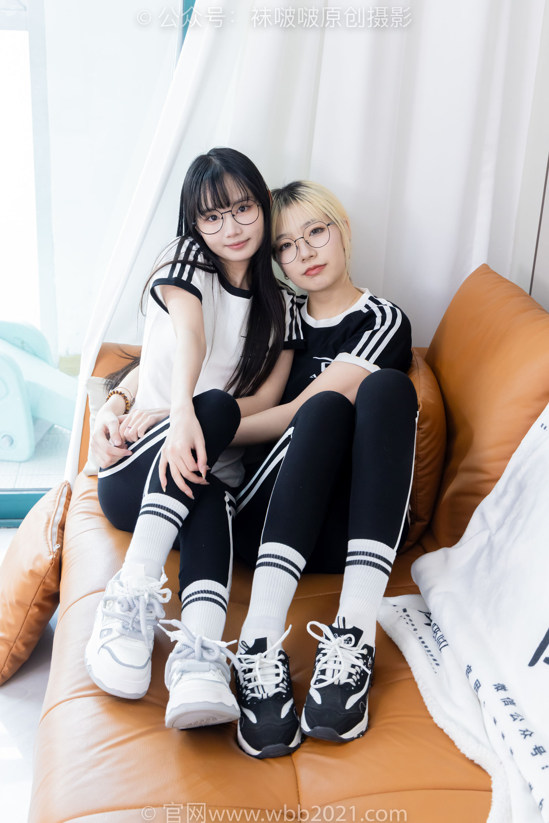 BoBoSocks袜啵啵 No.555 小甜豆&甜甜圈 - 板鞋、运动鞋、白棉袜、裸足/(154P)