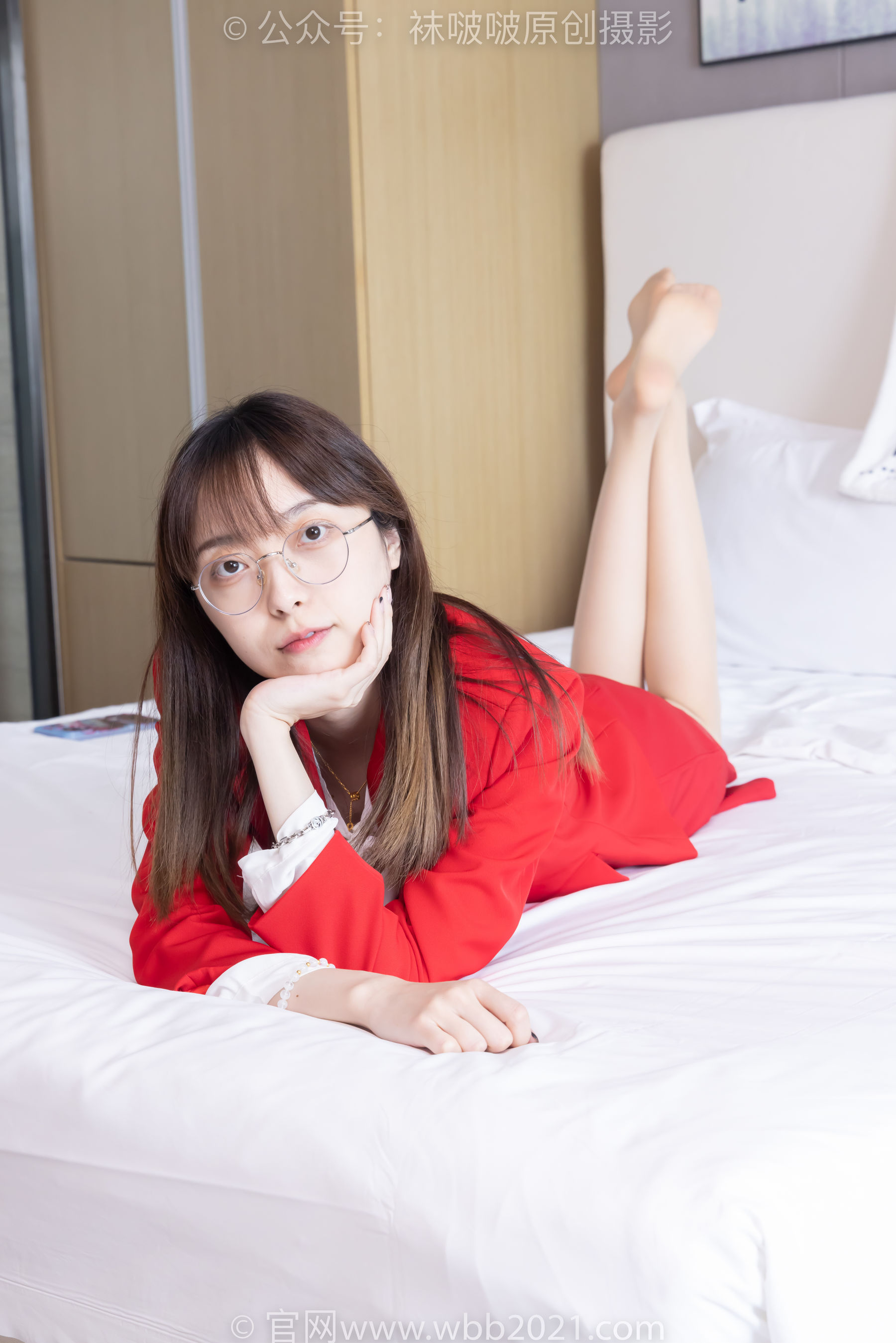 BoBoSocks袜啵啵 No.557 稚予 - 西服、两双高跟鞋、薄肉丝/(145P)