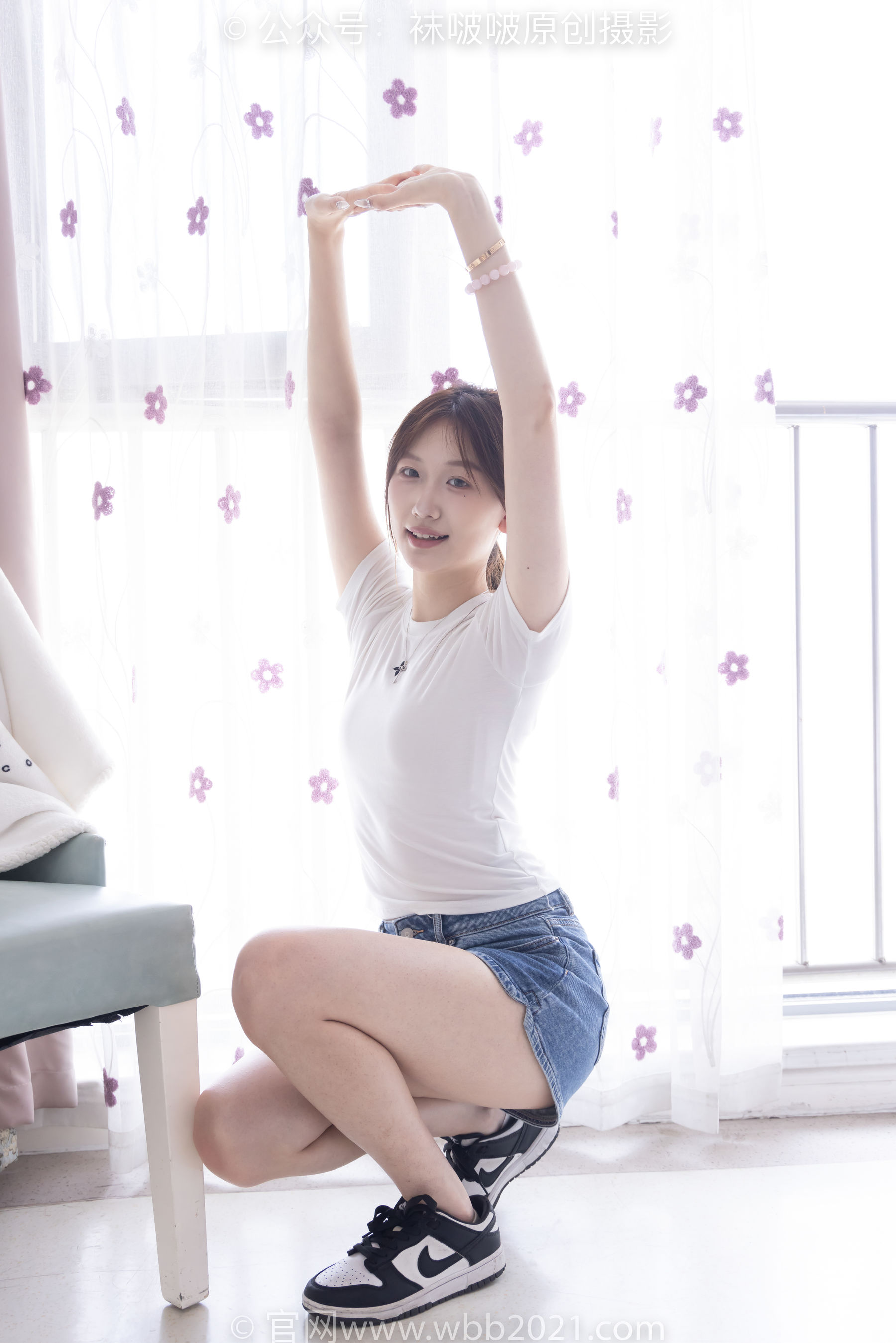 BoBoSocks袜啵啵 No.553 香菜 - 板鞋、短白棉袜、裸足/(152P)