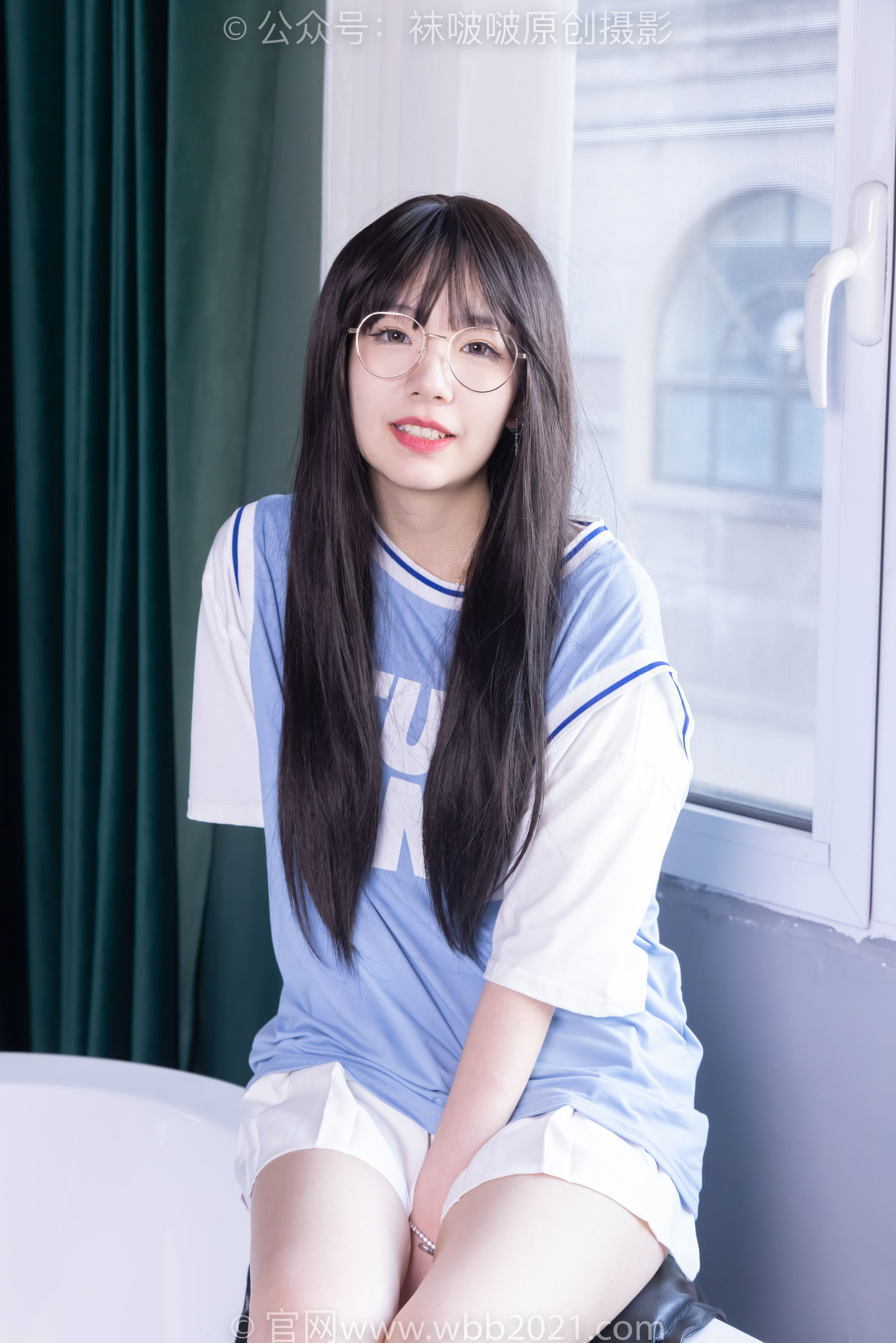 BoBoSocks袜啵啵 No.561 小甜豆 - 板鞋、短白棉袜、裸足/(155P)