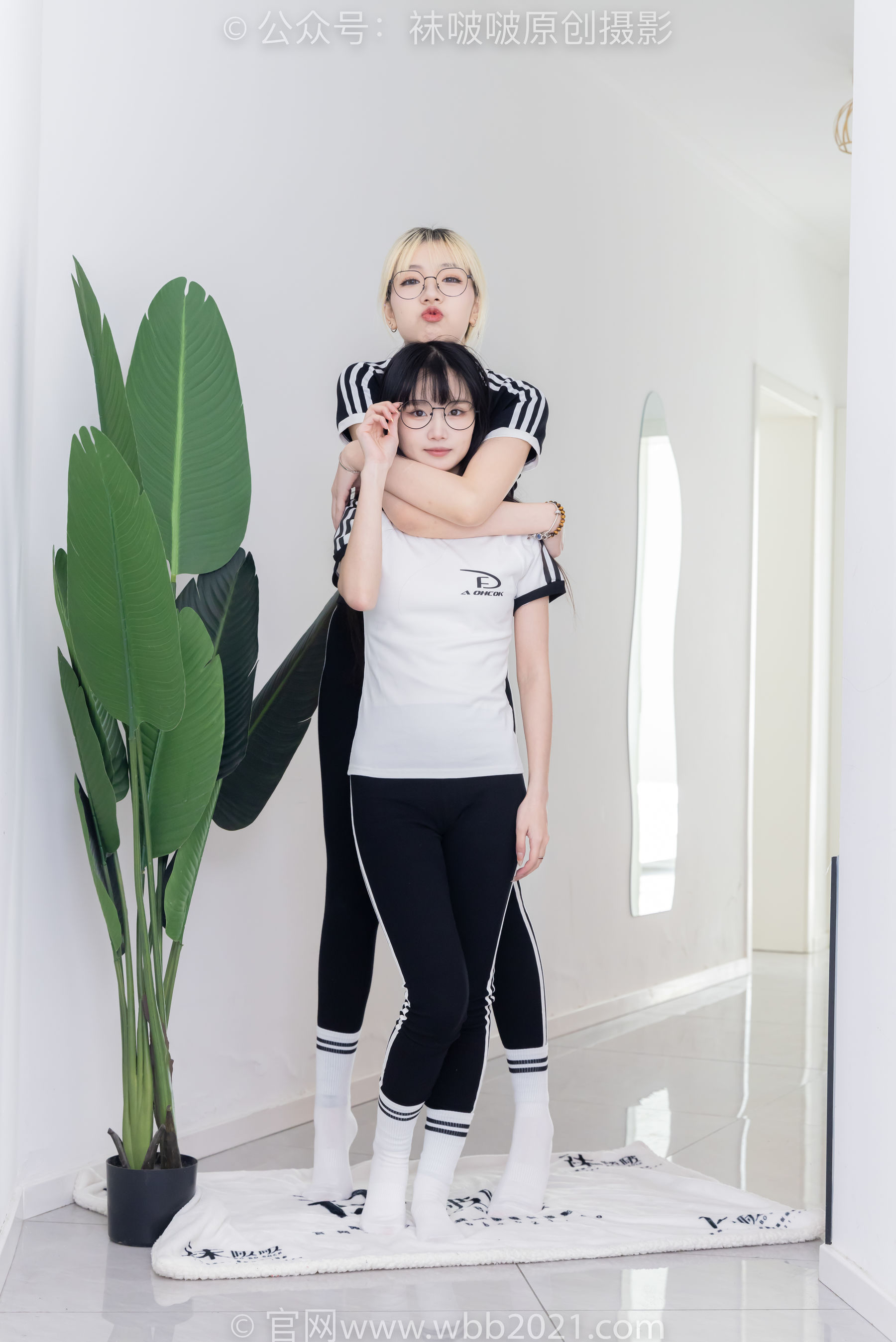 BoBoSocks袜啵啵 No.555 小甜豆&甜甜圈 - 板鞋、运动鞋、白棉袜、裸足/(154P)