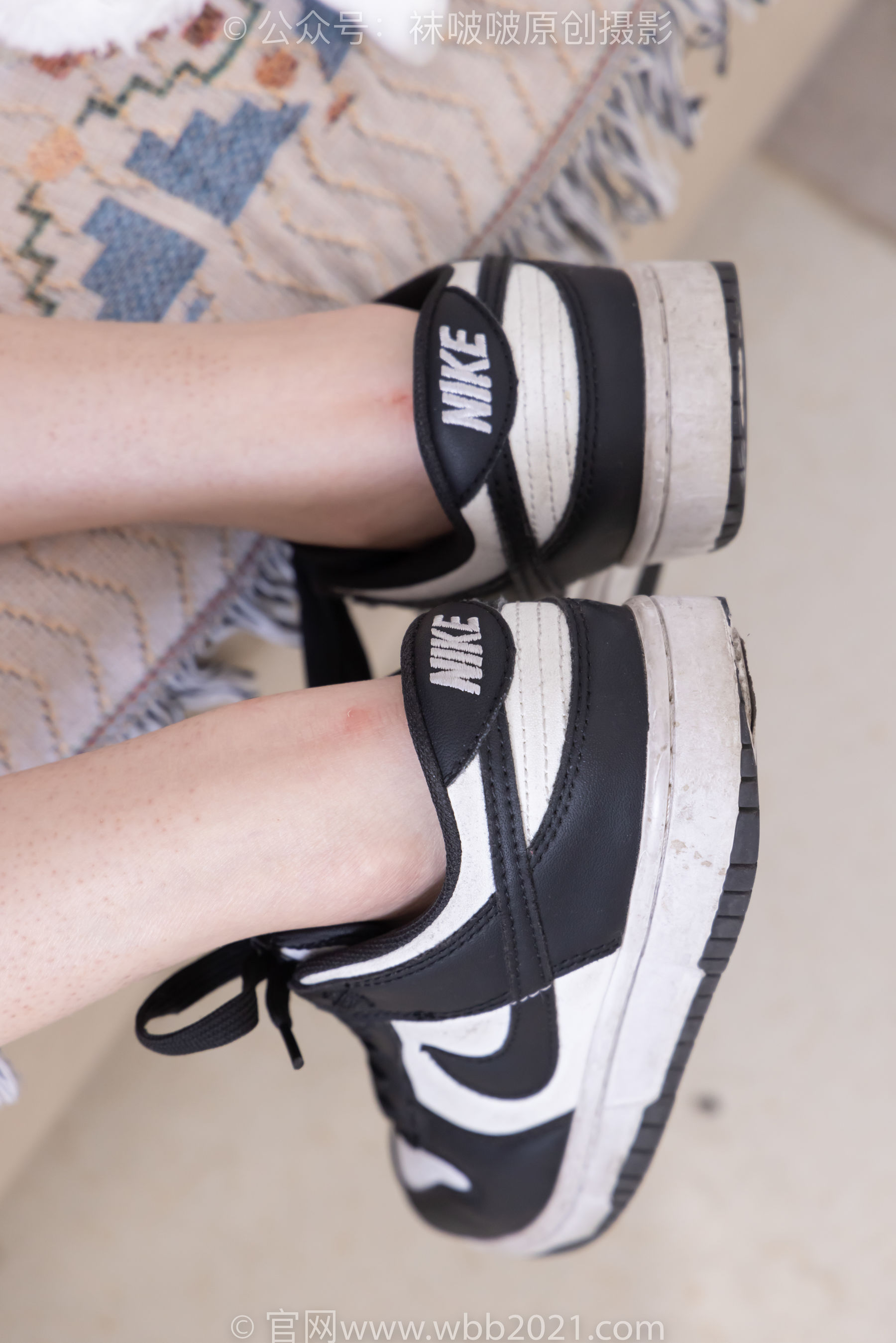 BoBoSocks袜啵啵 No.553 香菜 - 板鞋、短白棉袜、裸足/(152P)