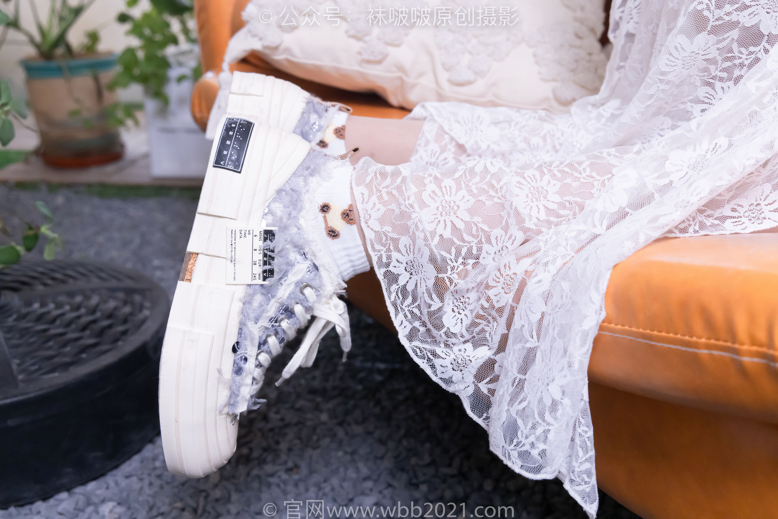 BoBoSocks袜啵啵 No.560 香菜 - 帆布鞋、短白棉袜、薄肉丝/(143P)