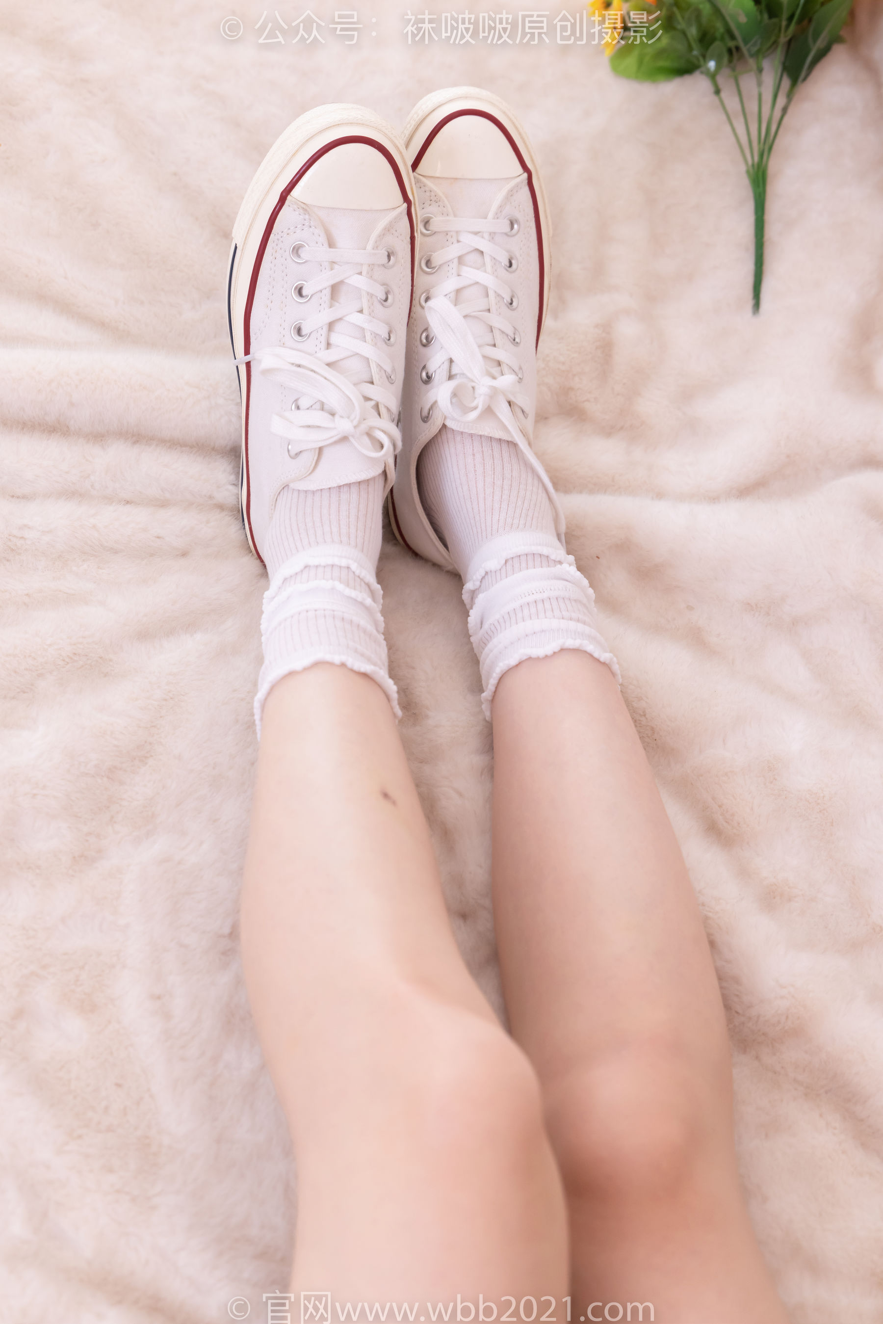 BoBoSocks袜啵啵 No.556 香菜 - 帆布鞋、白棉袜、裸足/(149P)