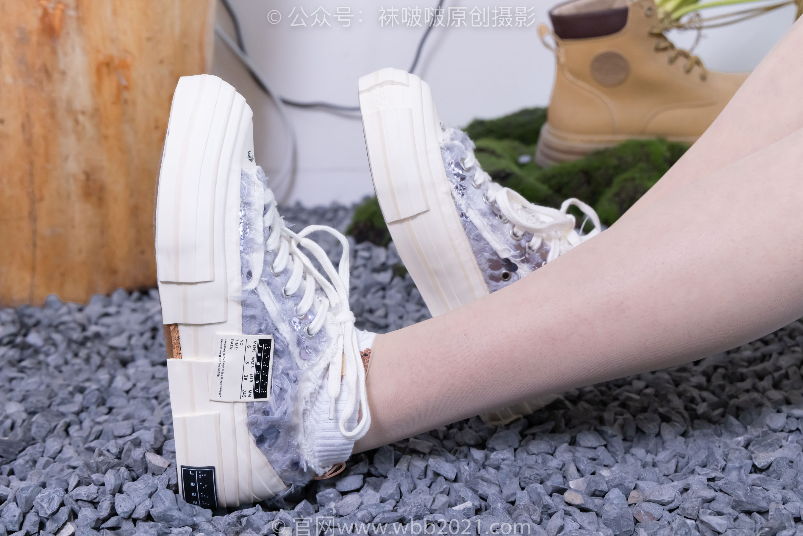 BoBoSocks袜啵啵 No.560 香菜 - 帆布鞋、短白棉袜、薄肉丝/(143P)