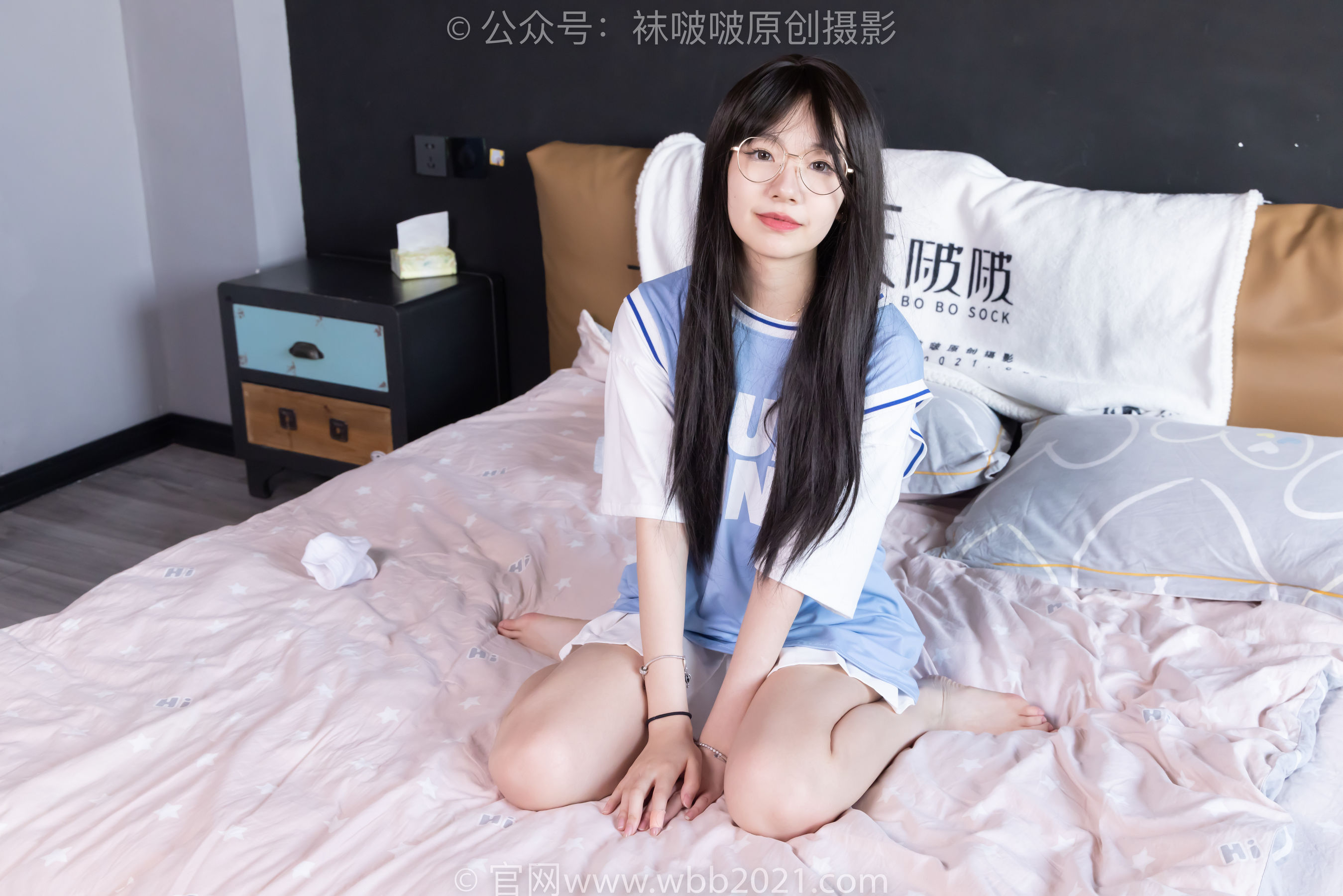 BoBoSocks袜啵啵 No.561 小甜豆 - 板鞋、短白棉袜、裸足/(155P)