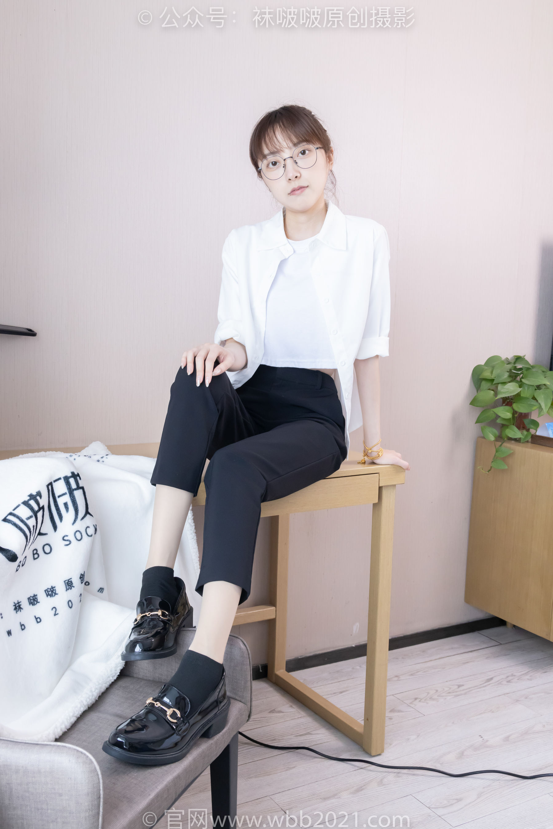 BoBoSocks袜啵啵 No.535 稚予 - 高跟鞋、皮鞋、黑棉袜、薄肉丝、裤里丝/(160P)