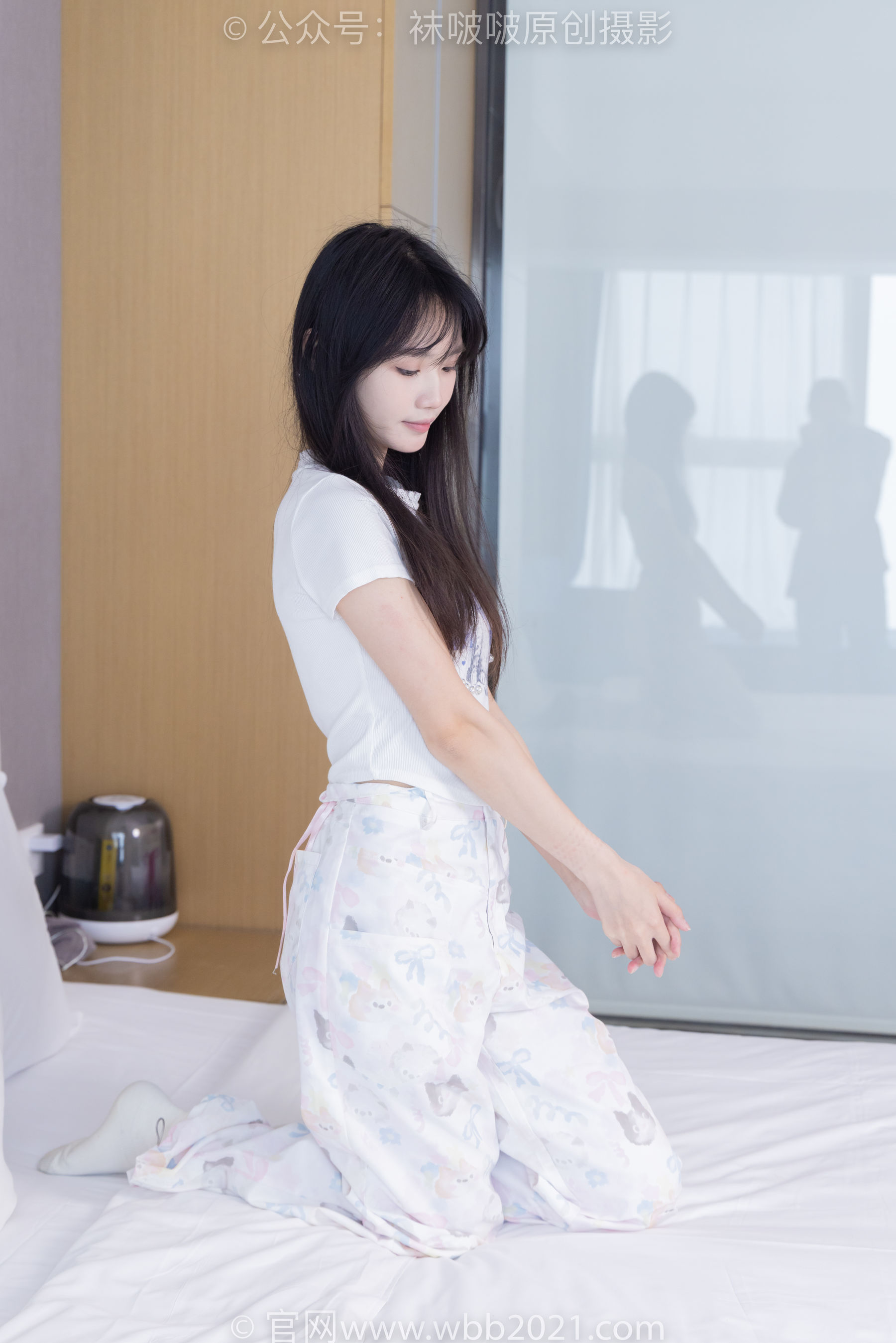 BoBoSocks袜啵啵 No.550 甜甜圈 - 板鞋自然穿脏白棉袜/(148P)