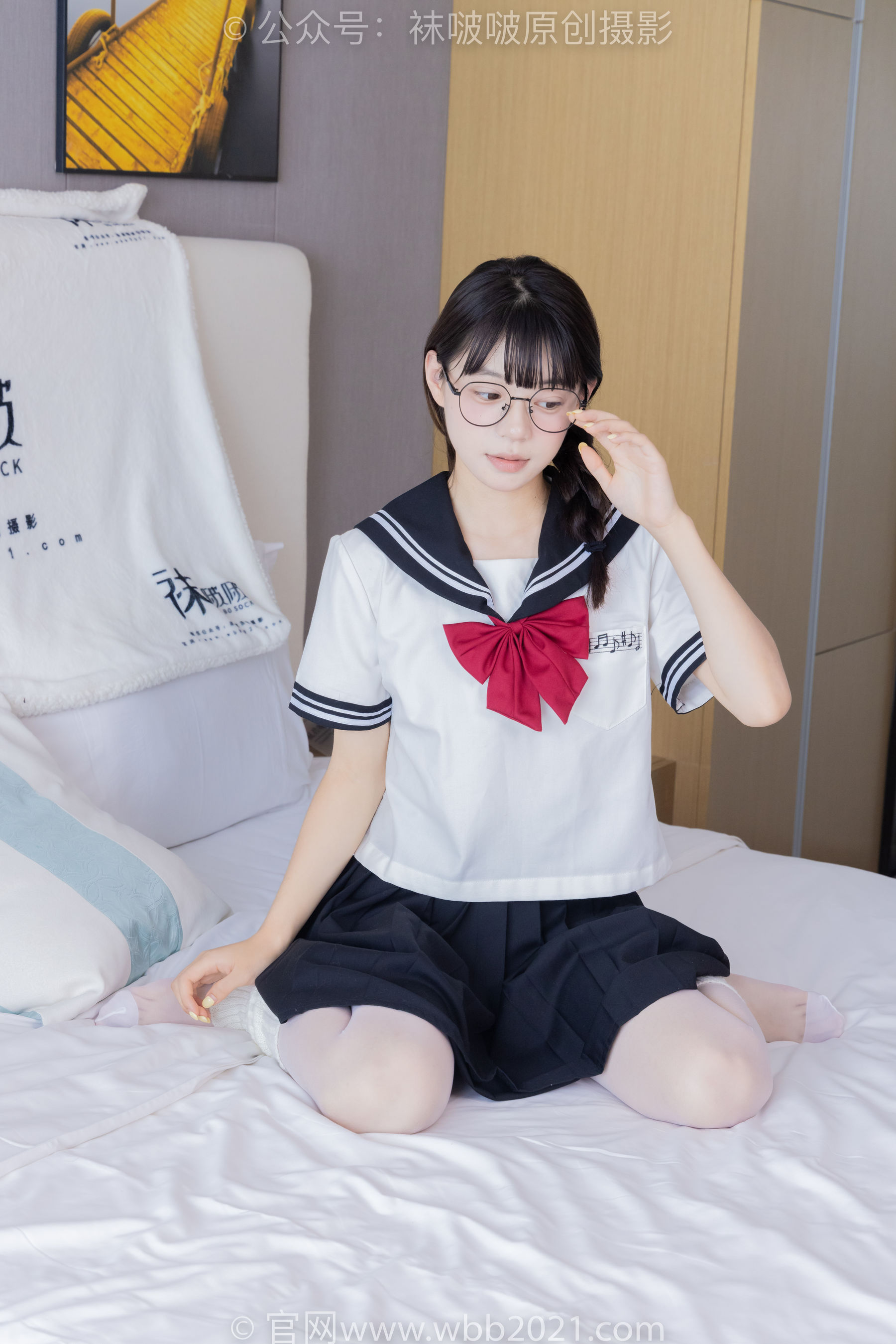 BoBoSocks袜啵啵 No.548 糯米 - 运动鞋、堆堆袜套、薄白丝、jk制服/(145P)