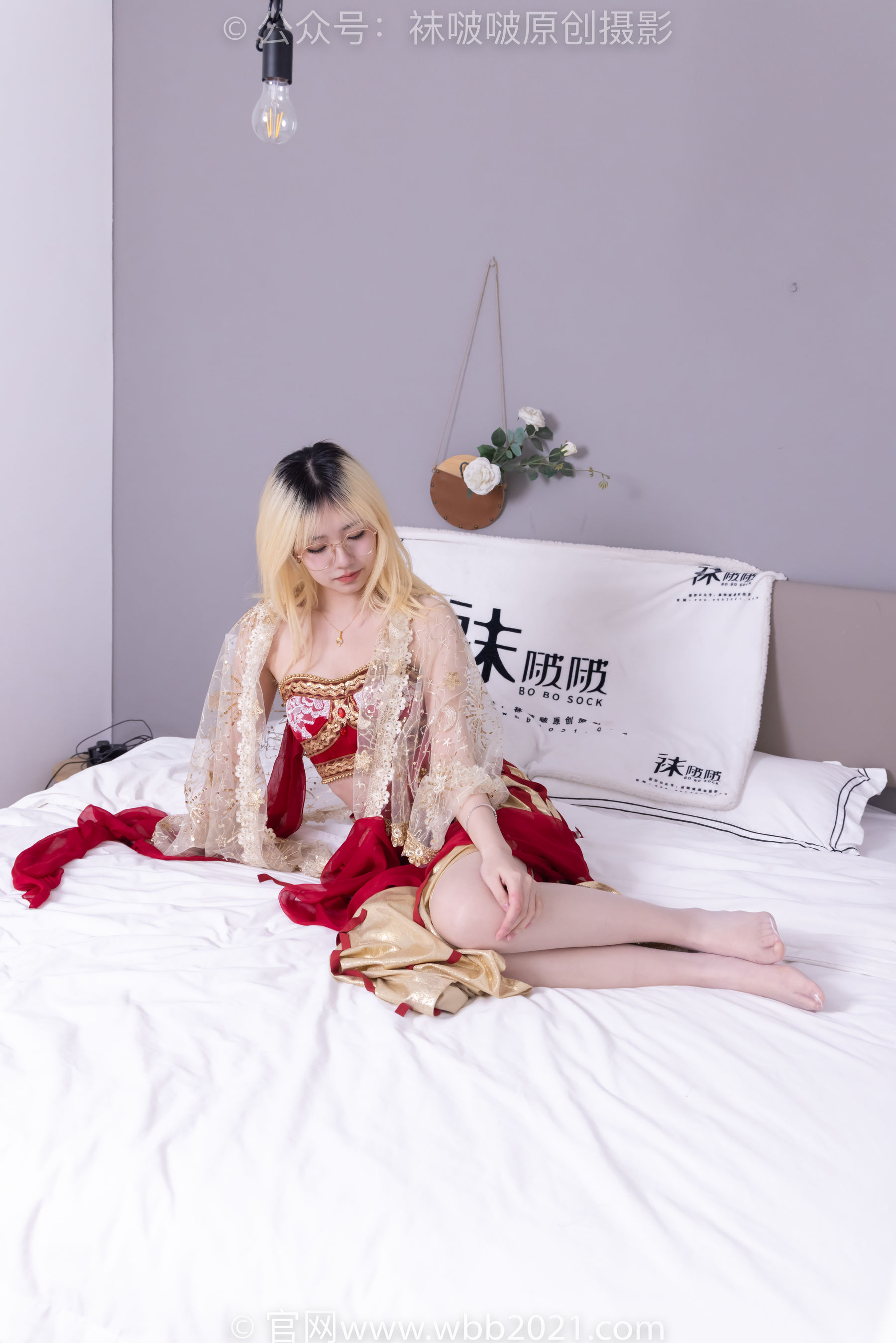 BoBoSocks袜啵啵 No.540 小甜豆 - 高跟鞋、油亮薄白丝/(145P)