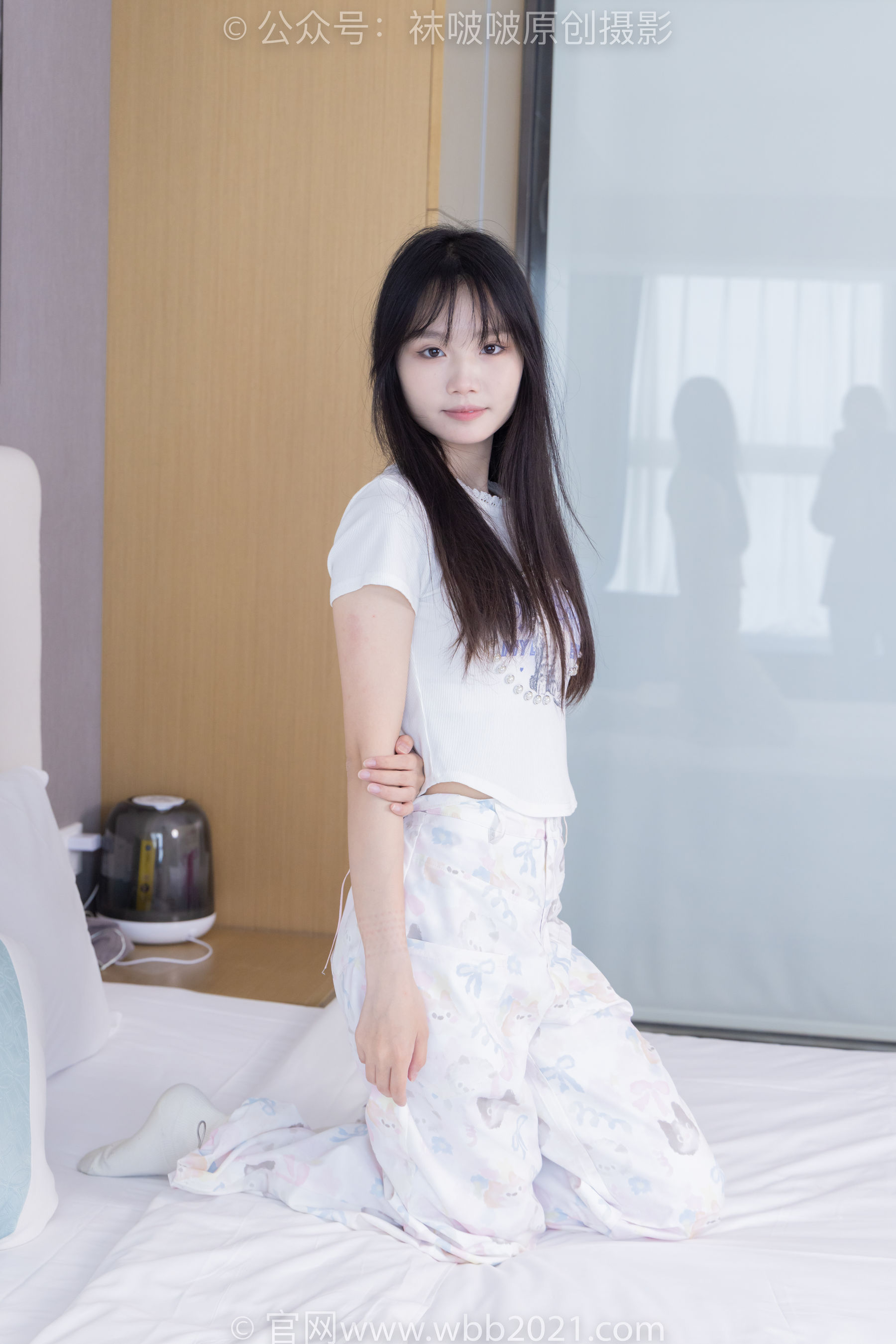 BoBoSocks袜啵啵 No.550 甜甜圈 - 板鞋自然穿脏白棉袜/(148P)