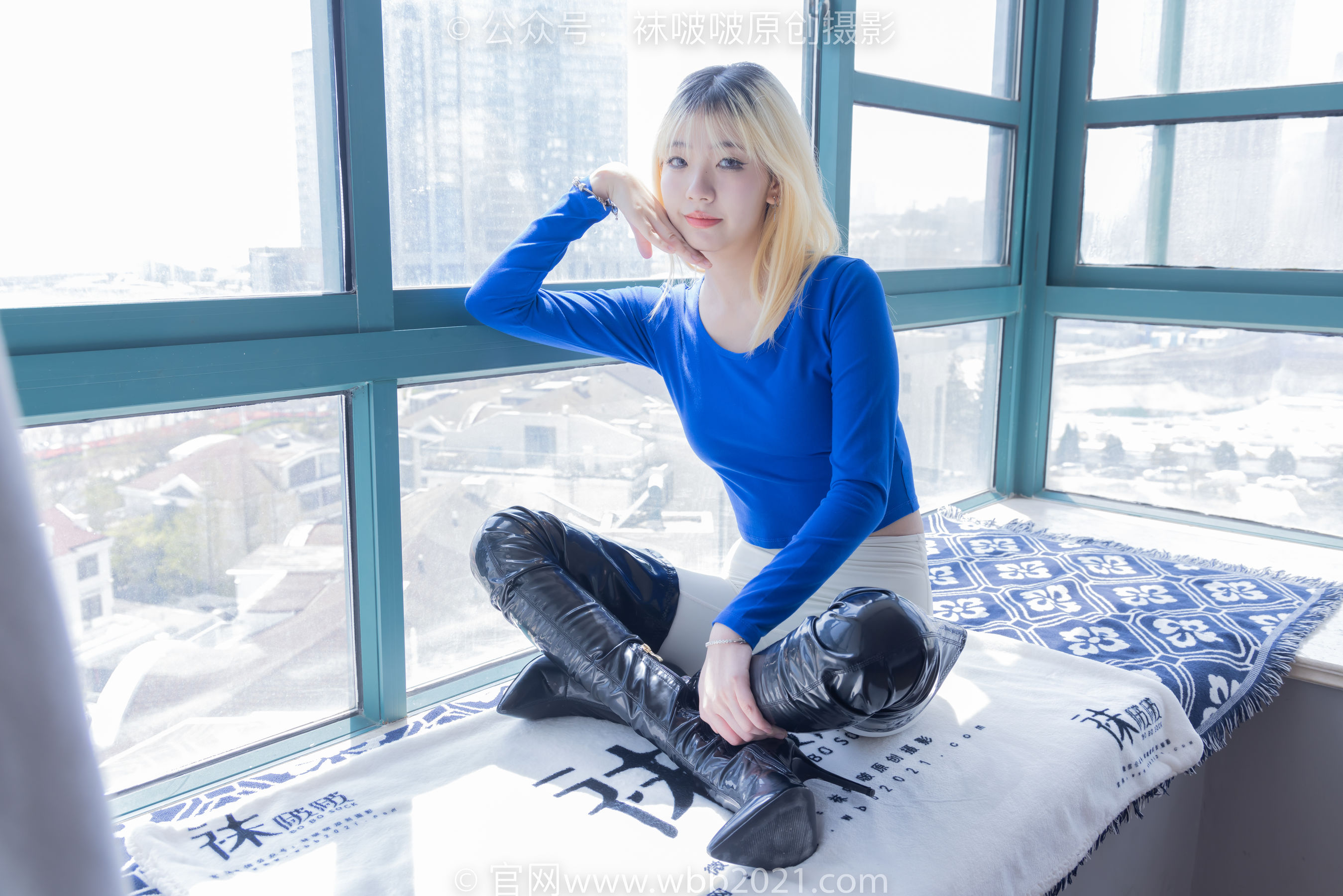 BoBoSocks袜啵啵 No.534 小甜豆 - 高跟长靴、油亮薄黑丝叠穿薄肉丝五指袜、瑜伽短裤裤里丝/(180P)