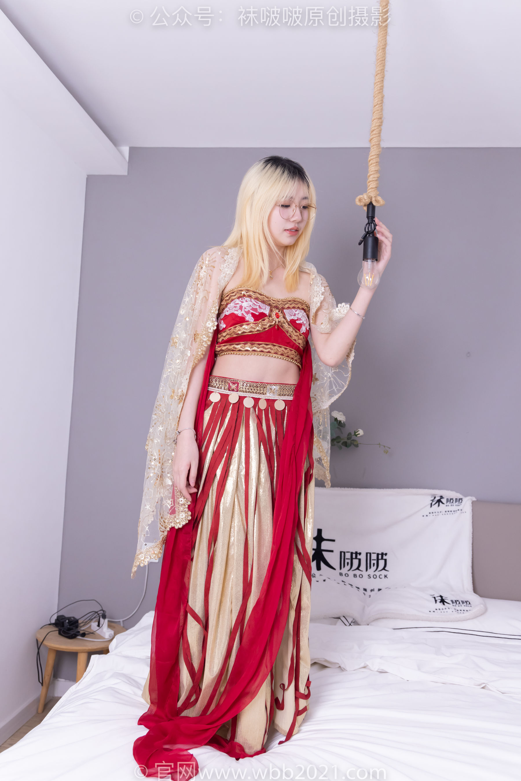 BoBoSocks袜啵啵 No.540 小甜豆 - 高跟鞋、油亮薄白丝/(145P)