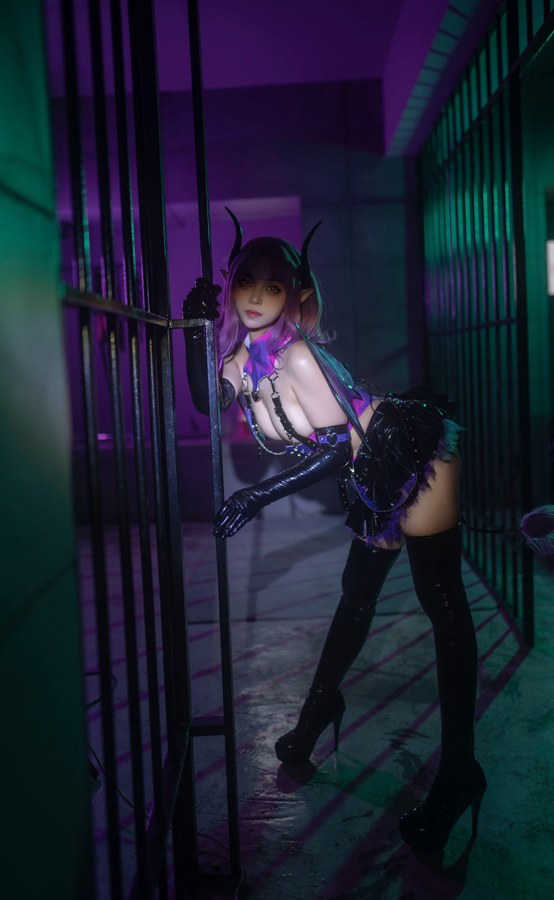 Bangni邦尼 - 囚禁魅魔/(108P)