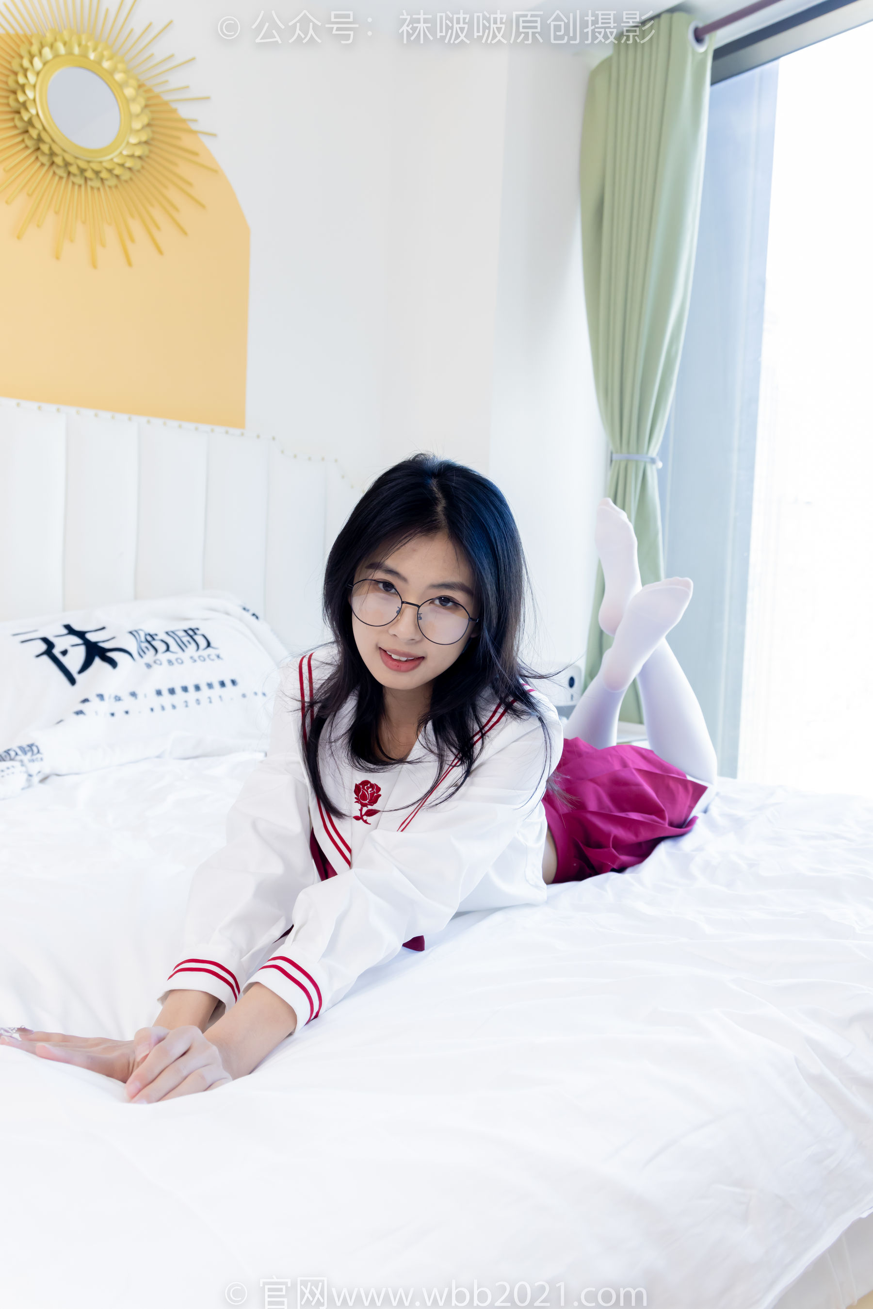 BoBoSocks袜啵啵 No.545 奶油 - 白色马丁靴、厚白丝、jk制服、瑜伽动作时用老头乐挠脚剧情/(144P)