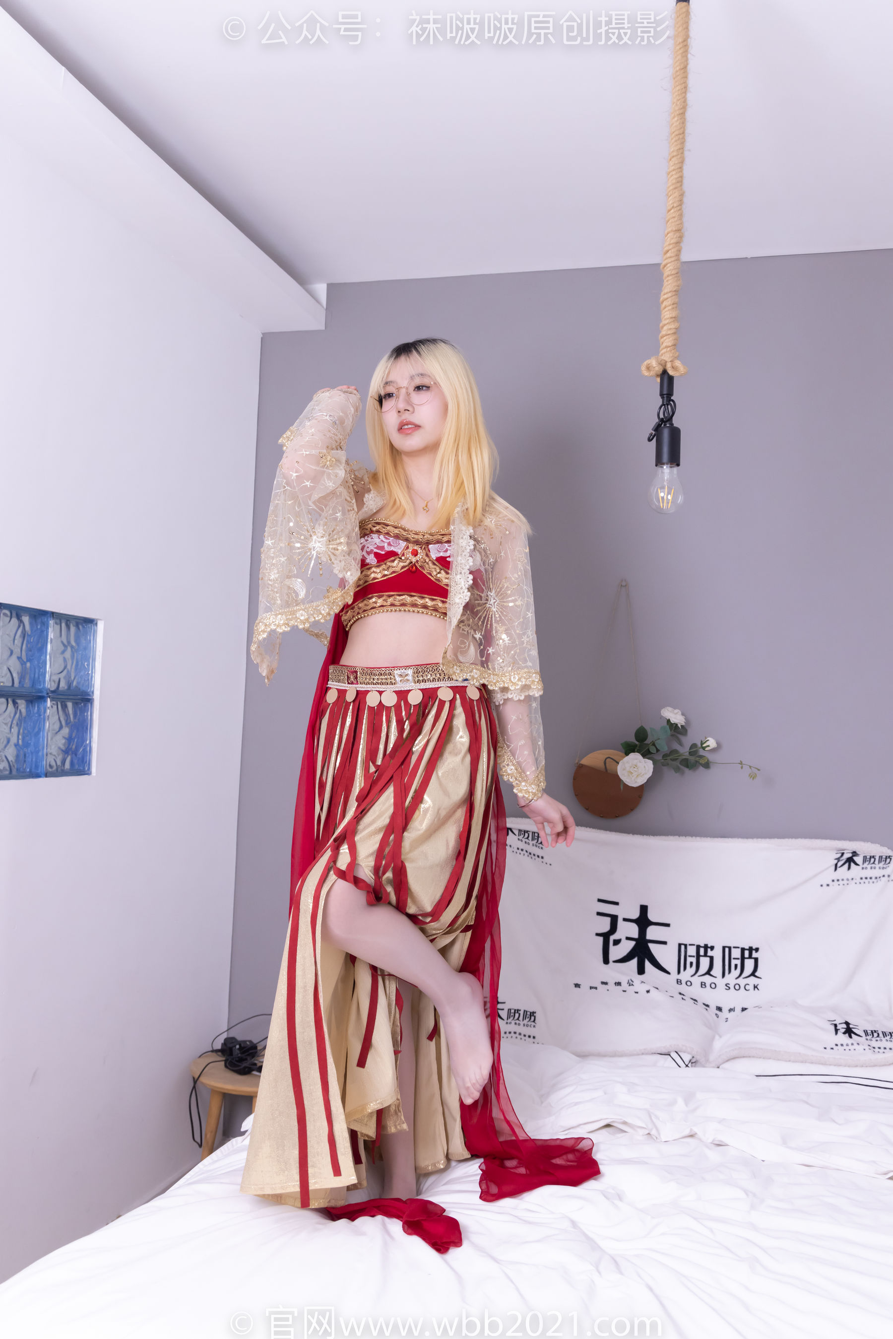 BoBoSocks袜啵啵 No.540 小甜豆 - 高跟鞋、油亮薄白丝/(145P)