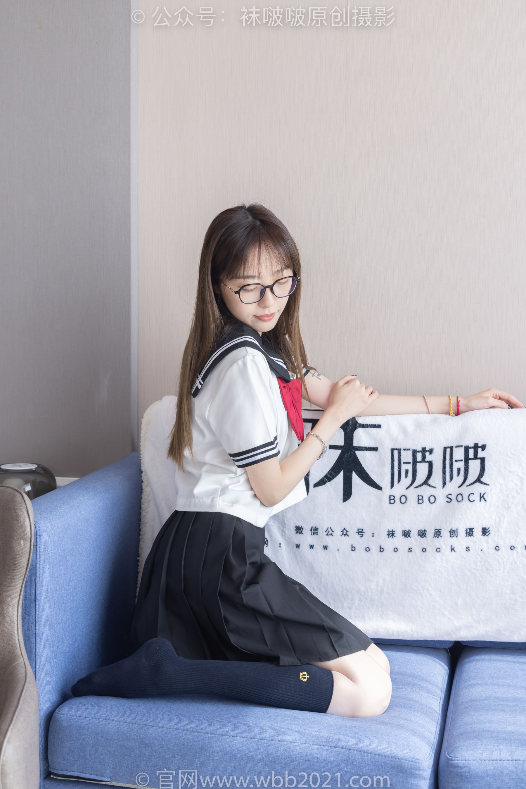 BoBoSocks袜啵啵 No.530 稚予 - 皮鞋、高跟鞋、深蓝色小腿棉袜、油亮白丝油亮肉丝、jk制服/(145P)