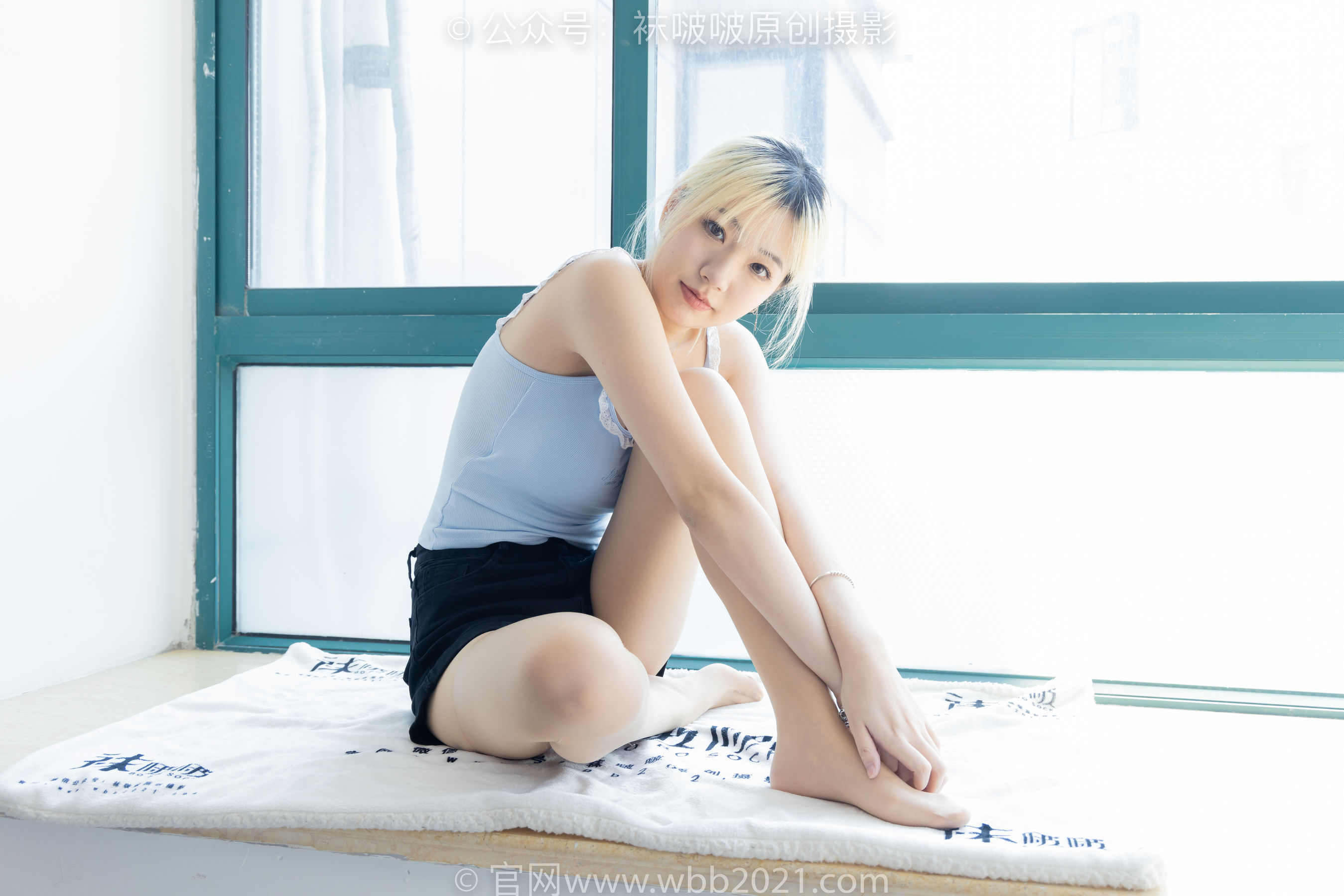 BoBoSocks袜啵啵 No.528 小甜豆 - 高跟长靴、薄白丝、薄黑丝、薄肉丝/(200P)