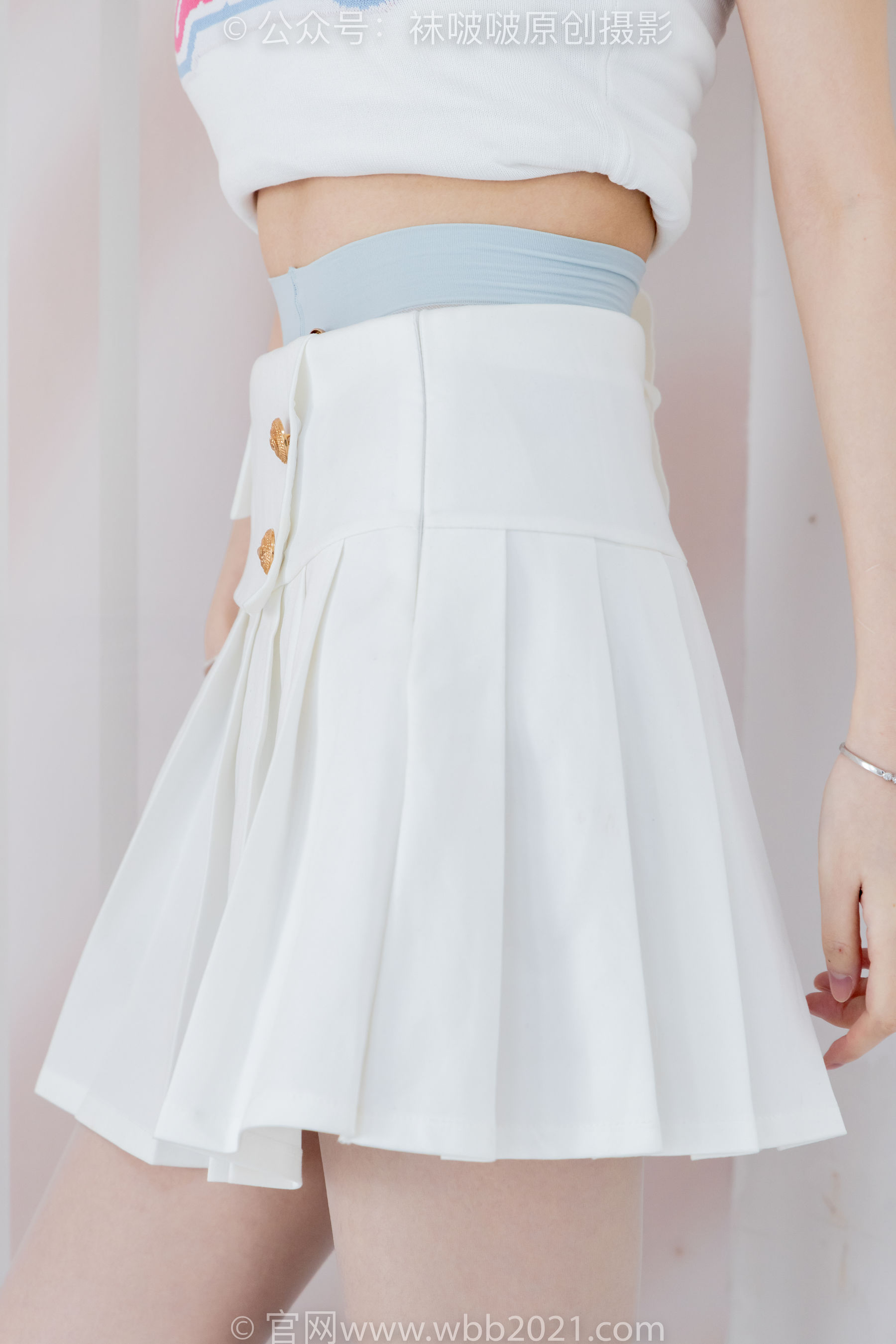 BoBoSocks袜啵啵 No.543 小甜豆 高跟鞋、油亮淡蓝丝、腰丝/(150P)