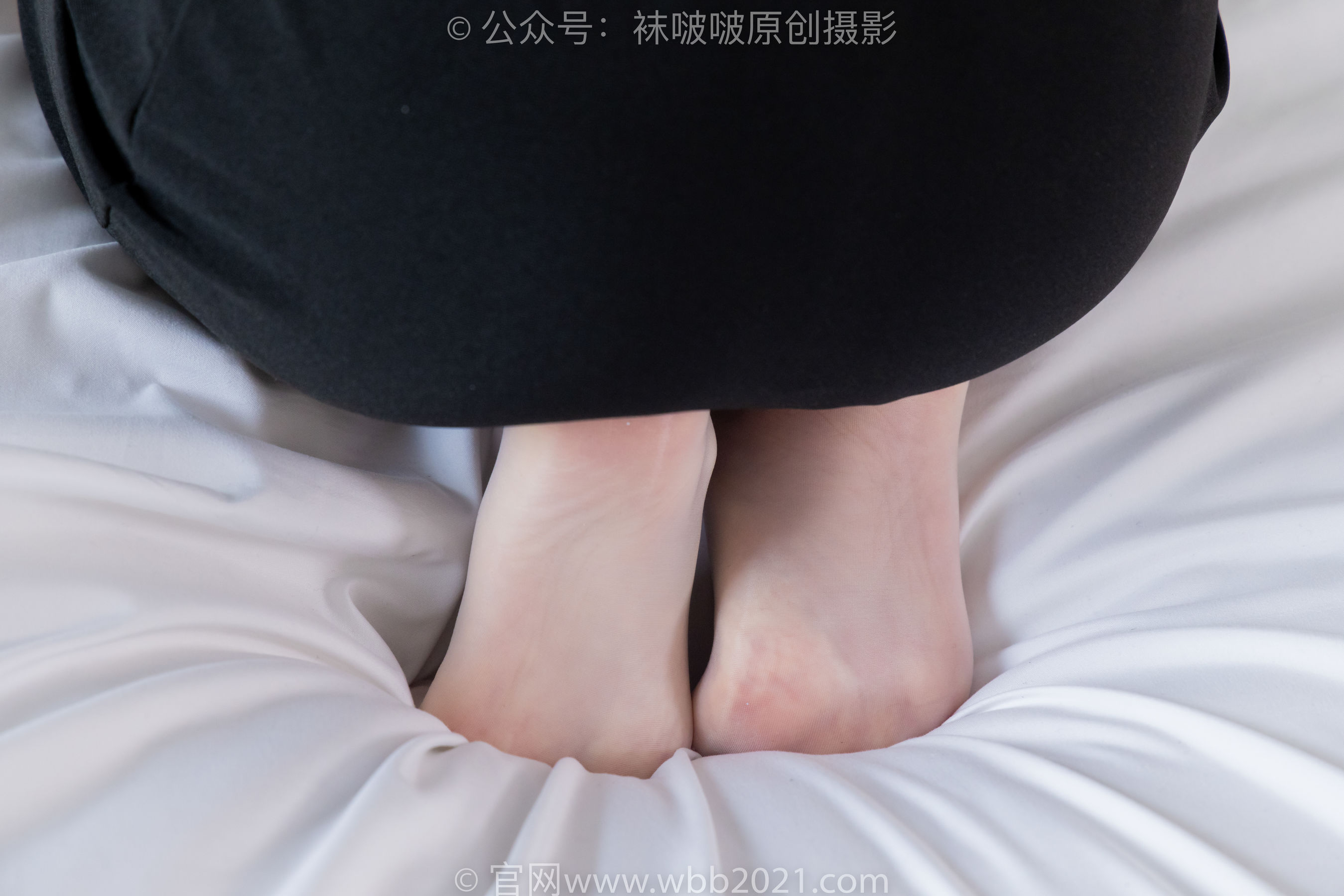 BoBoSocks袜啵啵 No.544 甜甜圈 - 高跟鞋、油亮薄白丝、裸足、踩小人和奶油泡芙剧情/(172P)