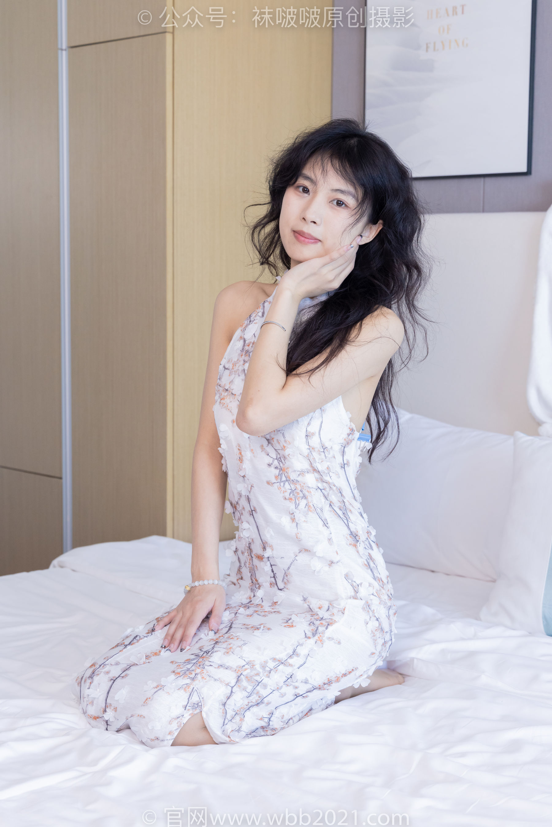 BoBoSocks袜啵啵 No.536 奶油 - 高跟鞋、薄肉丝、裸足淋酸奶剧情/(157P)