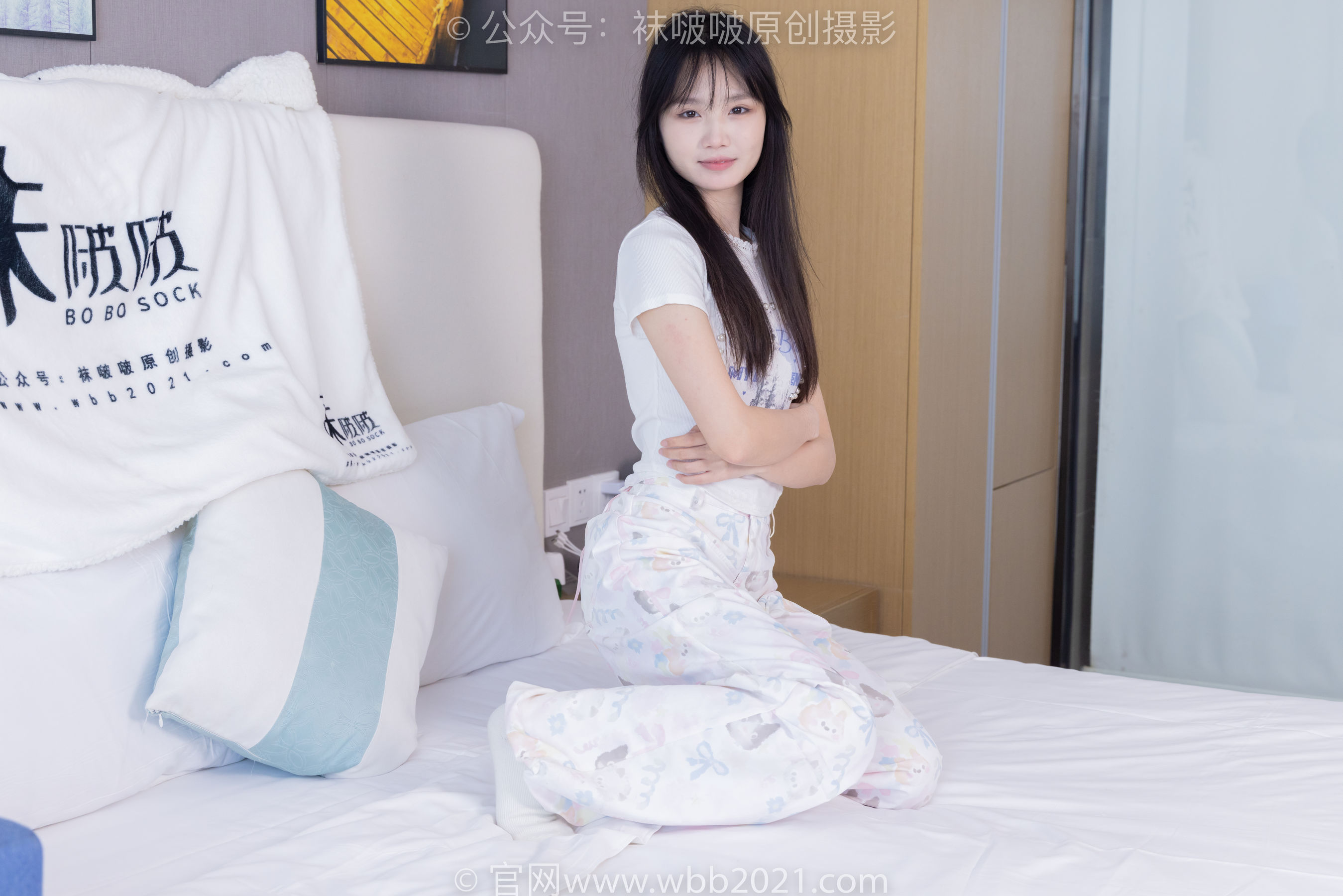 BoBoSocks袜啵啵 No.550 甜甜圈 - 板鞋自然穿脏白棉袜/(148P)