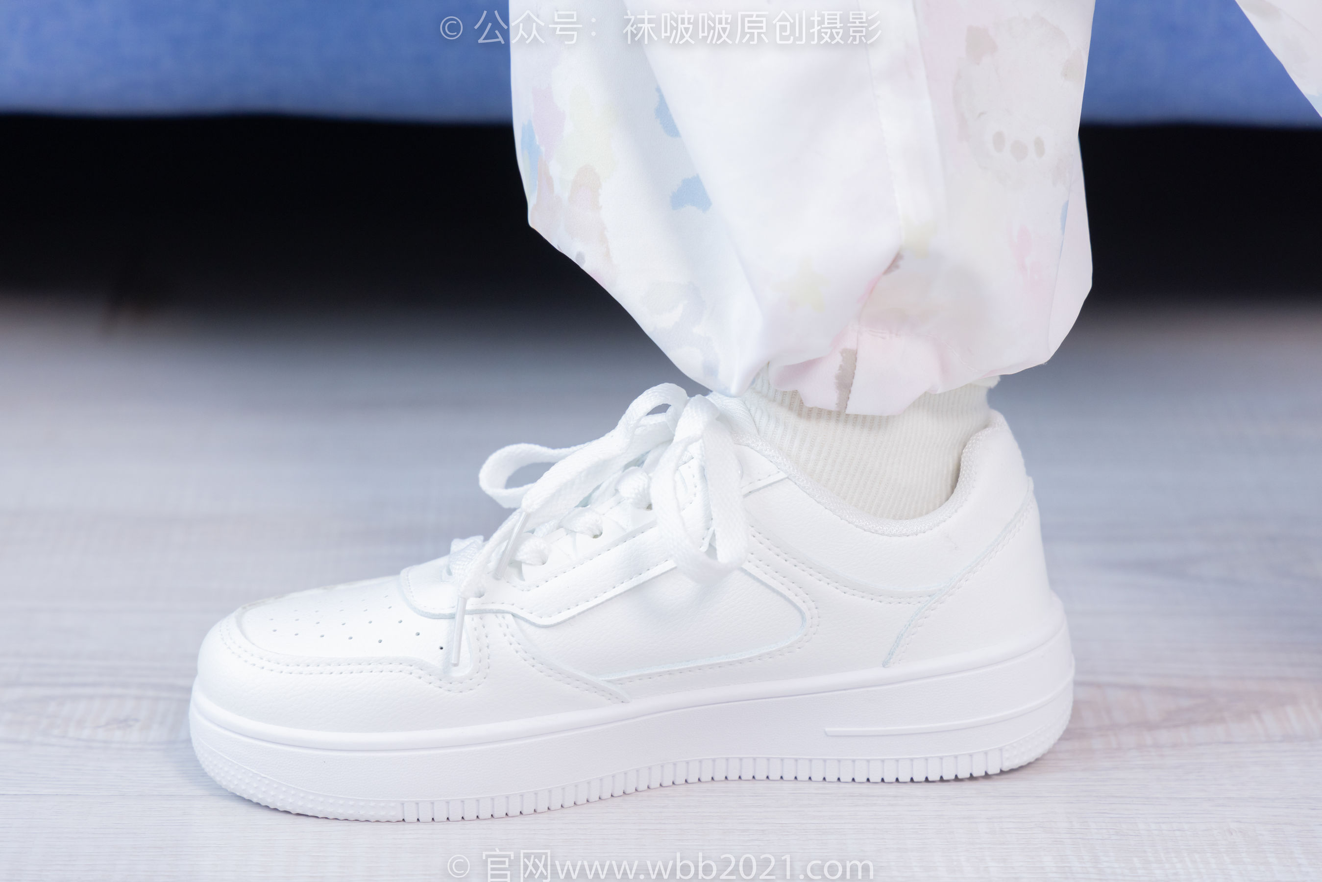 BoBoSocks袜啵啵 No.550 甜甜圈 - 板鞋自然穿脏白棉袜/(148P)