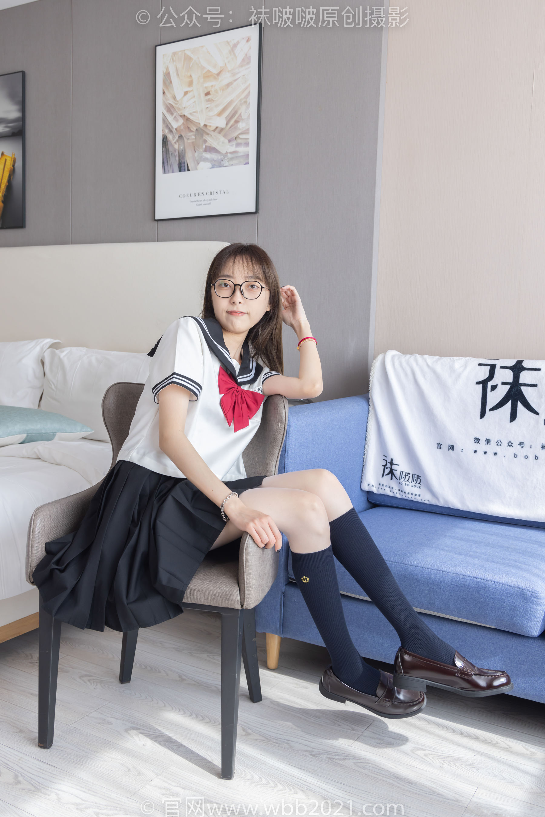 BoBoSocks袜啵啵 No.530 稚予 - 皮鞋、高跟鞋、深蓝色小腿棉袜、油亮白丝油亮肉丝、jk制服/(145P)