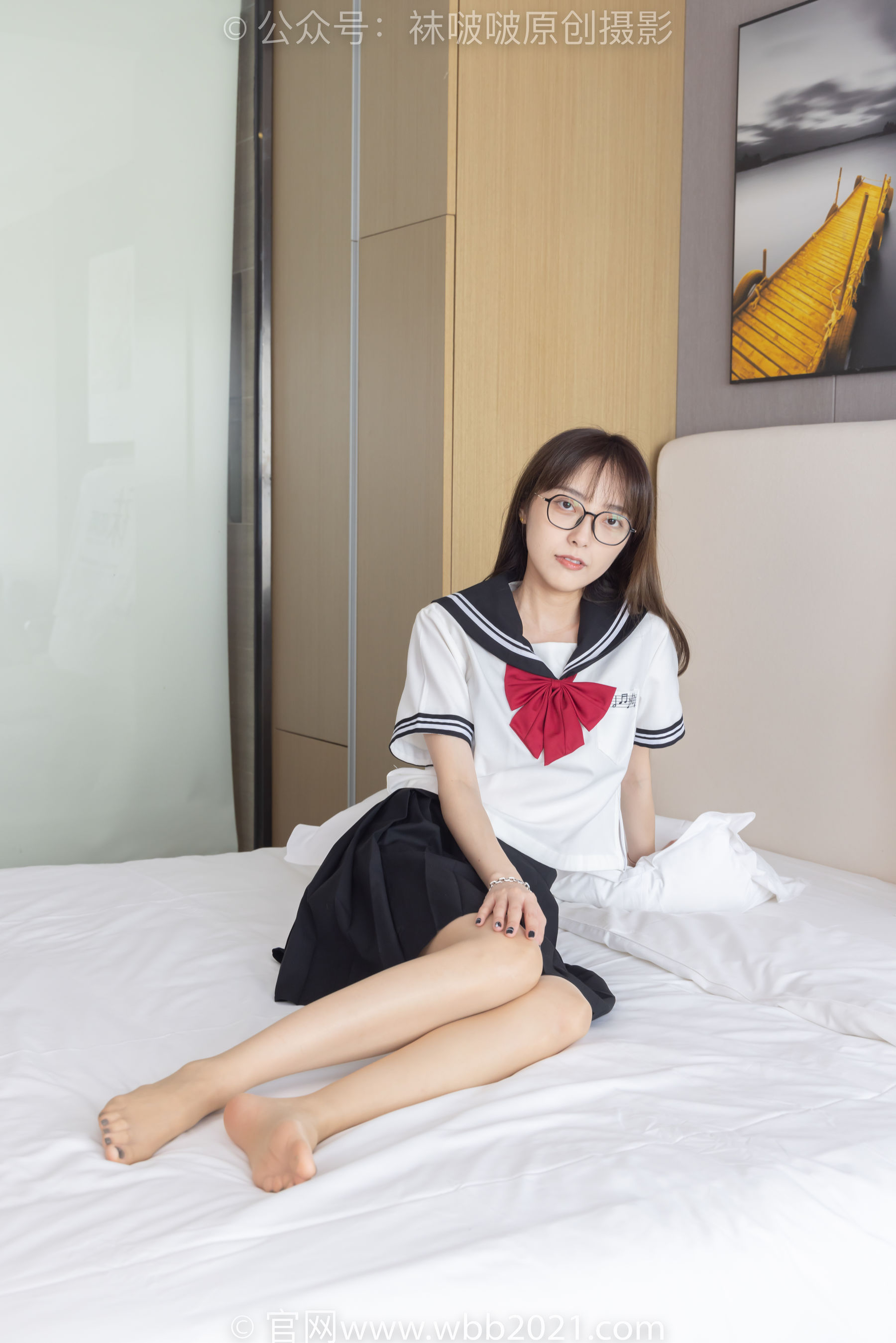 BoBoSocks袜啵啵 No.530 稚予 - 皮鞋、高跟鞋、深蓝色小腿棉袜、油亮白丝油亮肉丝、jk制服/(145P)