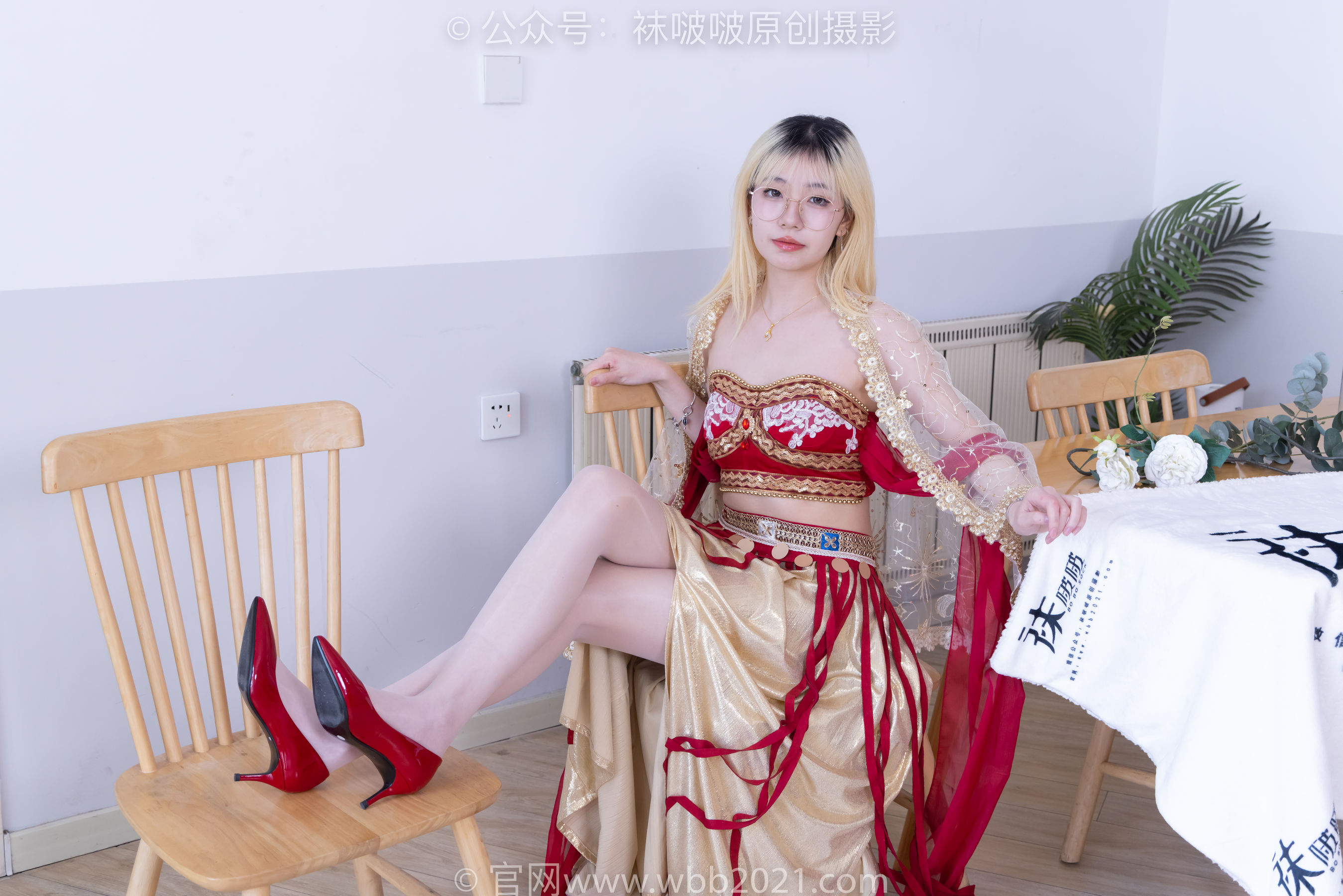 BoBoSocks袜啵啵 No.540 小甜豆 - 高跟鞋、油亮薄白丝/(145P)