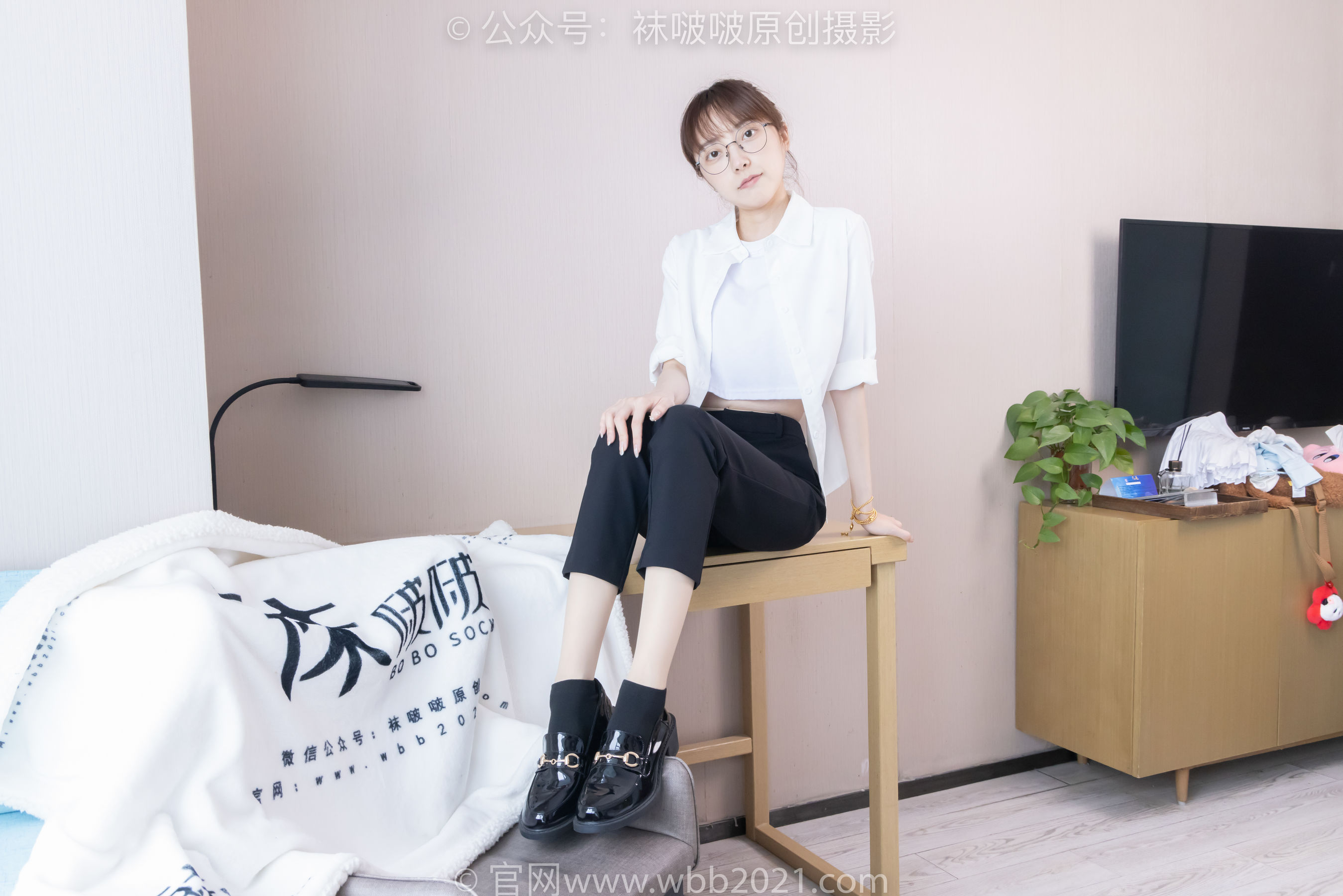 BoBoSocks袜啵啵 No.535 稚予 - 高跟鞋、皮鞋、黑棉袜、薄肉丝、裤里丝/(160P)