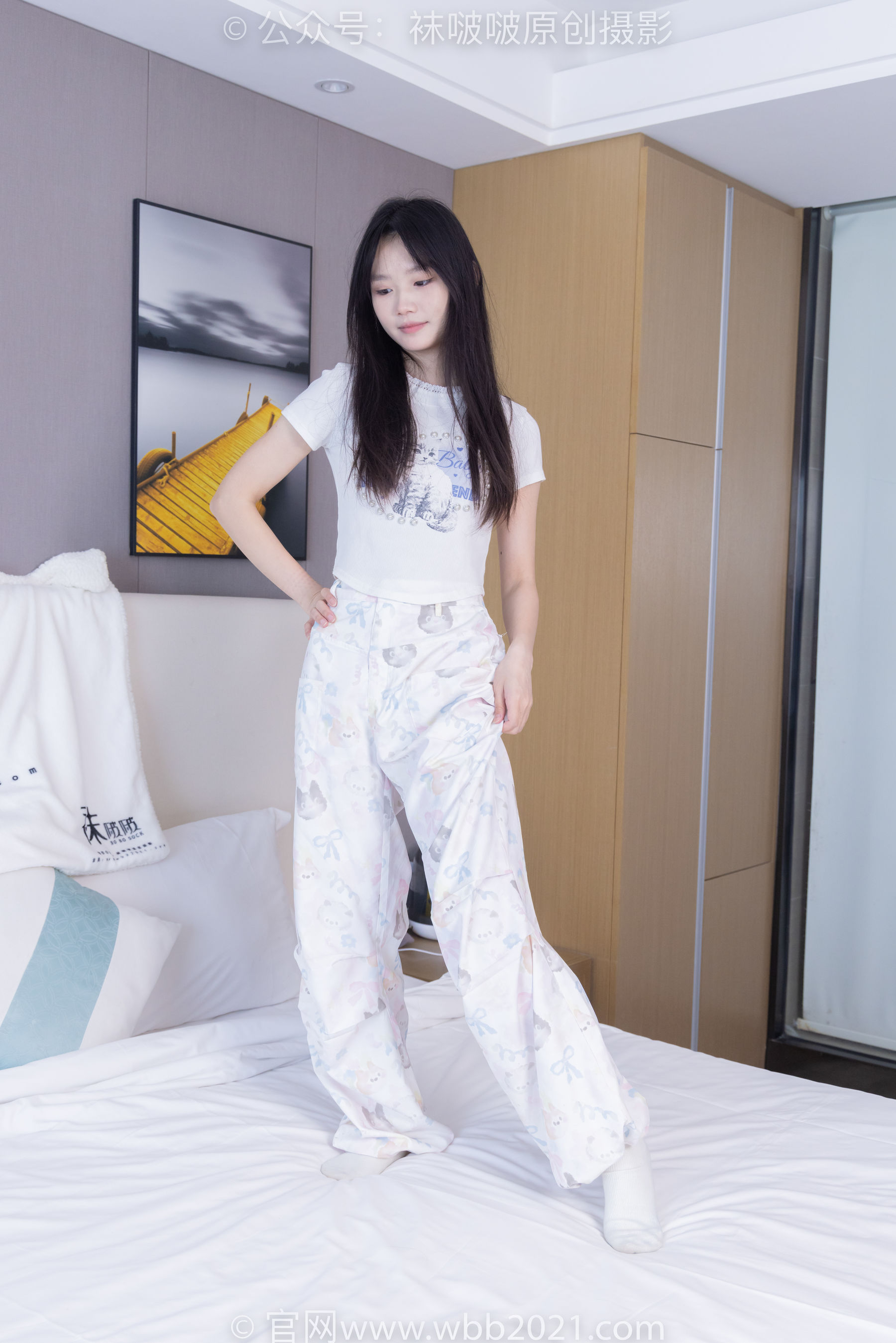 BoBoSocks袜啵啵 No.550 甜甜圈 - 板鞋自然穿脏白棉袜/(148P)