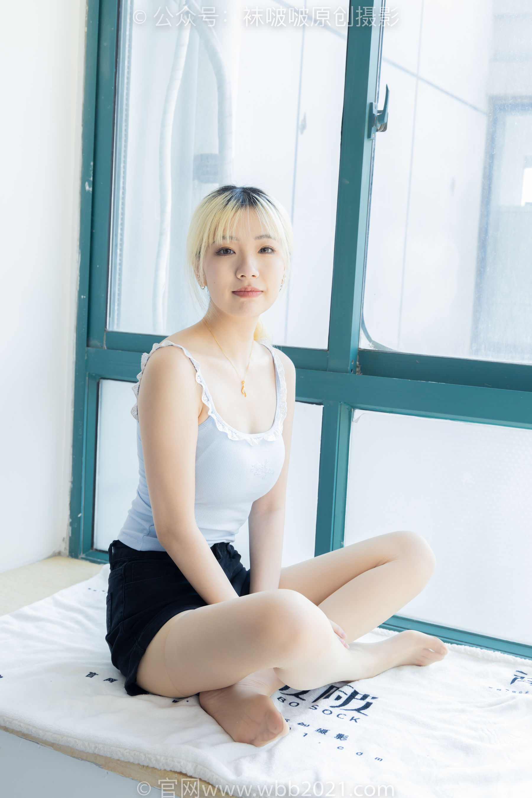 BoBoSocks袜啵啵 No.528 小甜豆 - 高跟长靴、薄白丝、薄黑丝、薄肉丝/(200P)