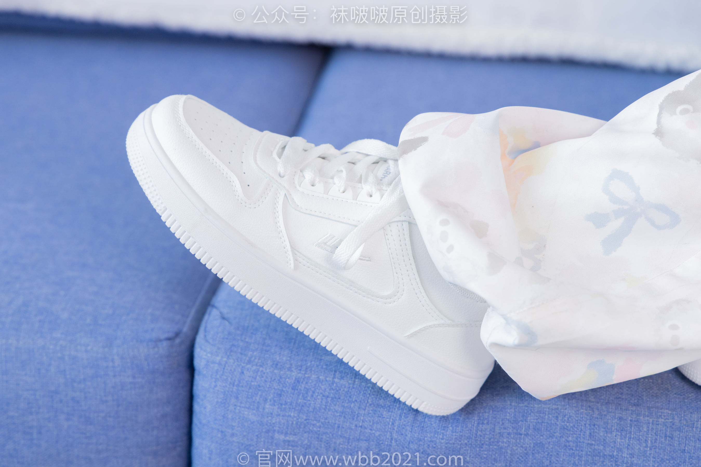 BoBoSocks袜啵啵 No.550 甜甜圈 - 板鞋自然穿脏白棉袜/(148P)