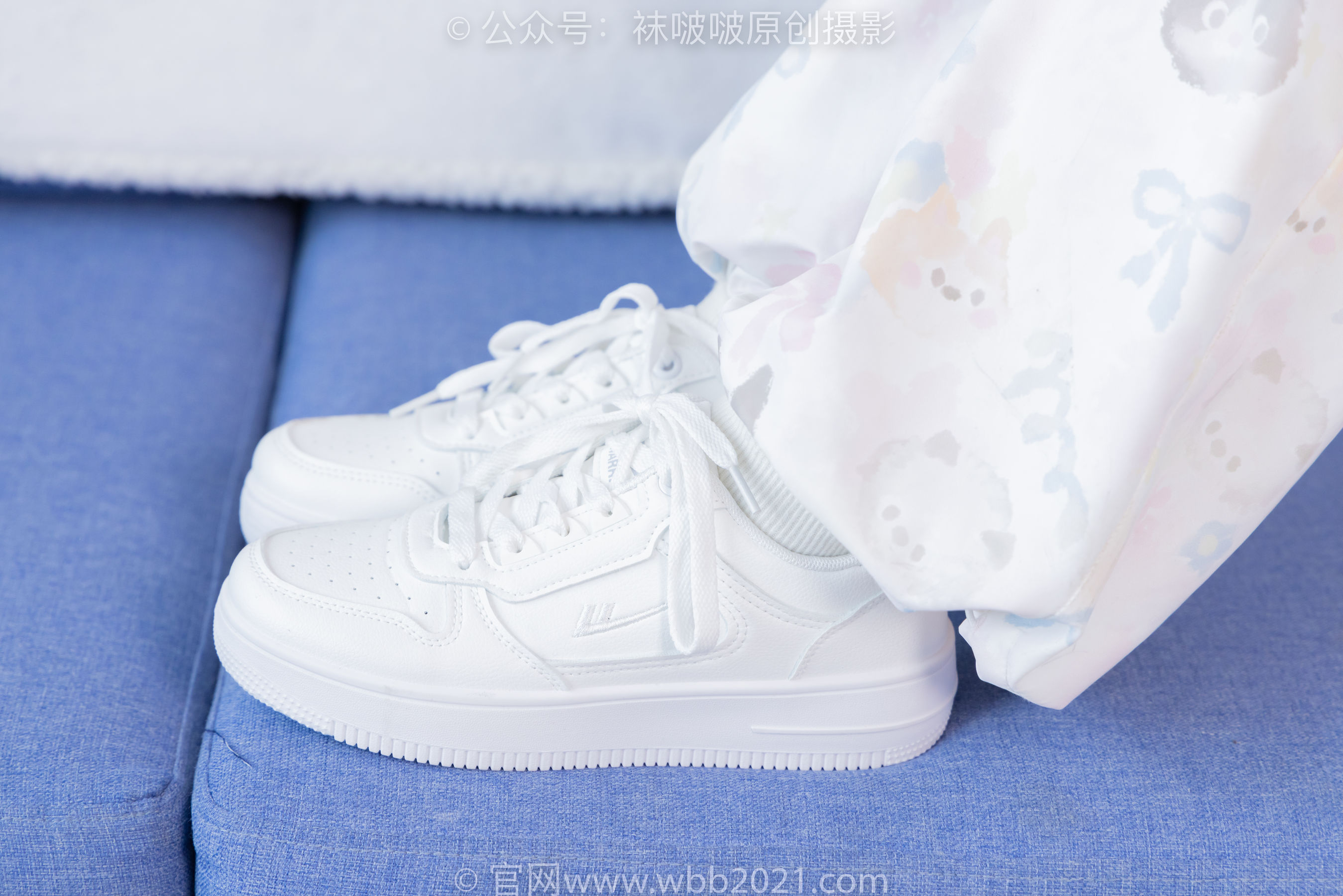 BoBoSocks袜啵啵 No.550 甜甜圈 - 板鞋自然穿脏白棉袜/(148P)